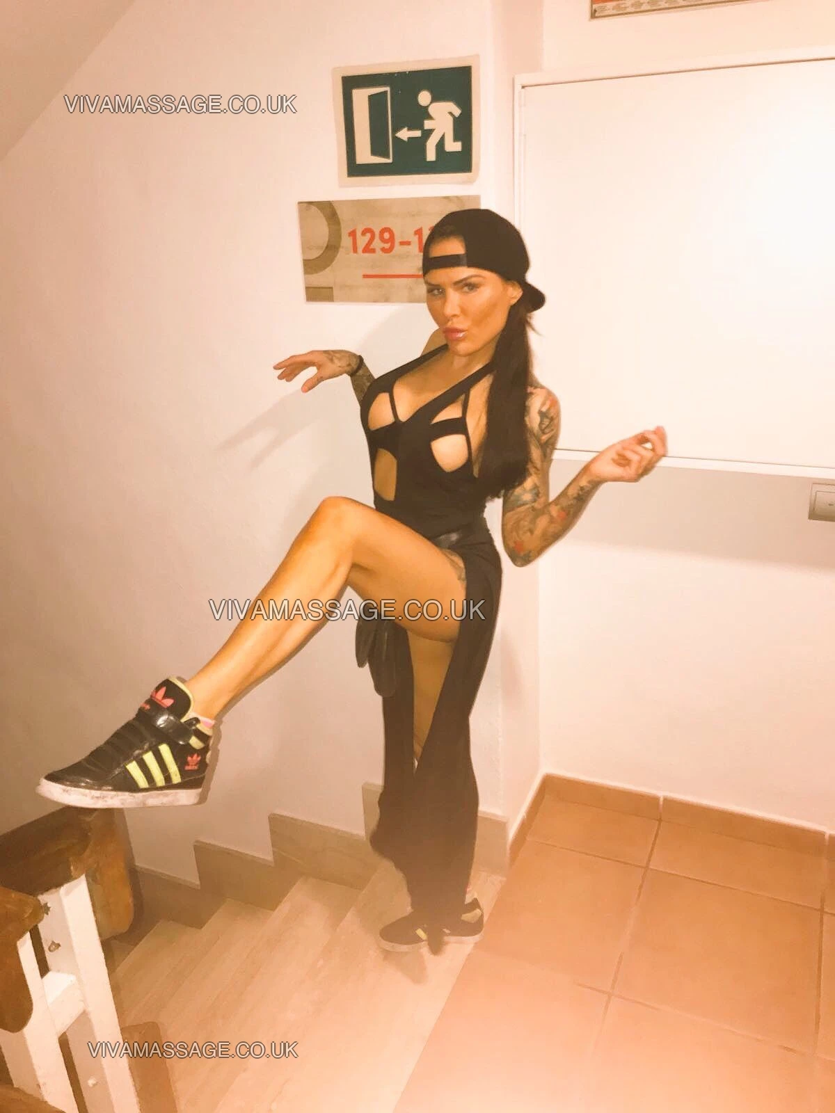 Photo 5 of BillieBlows