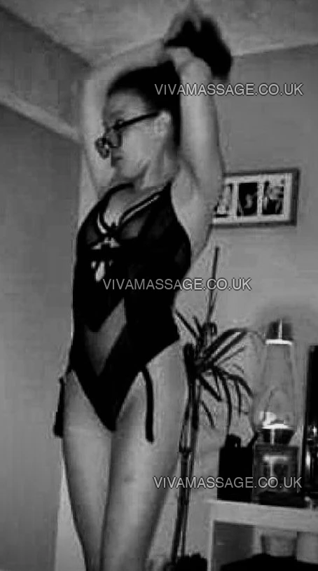 Photo 1 of Felicity_24