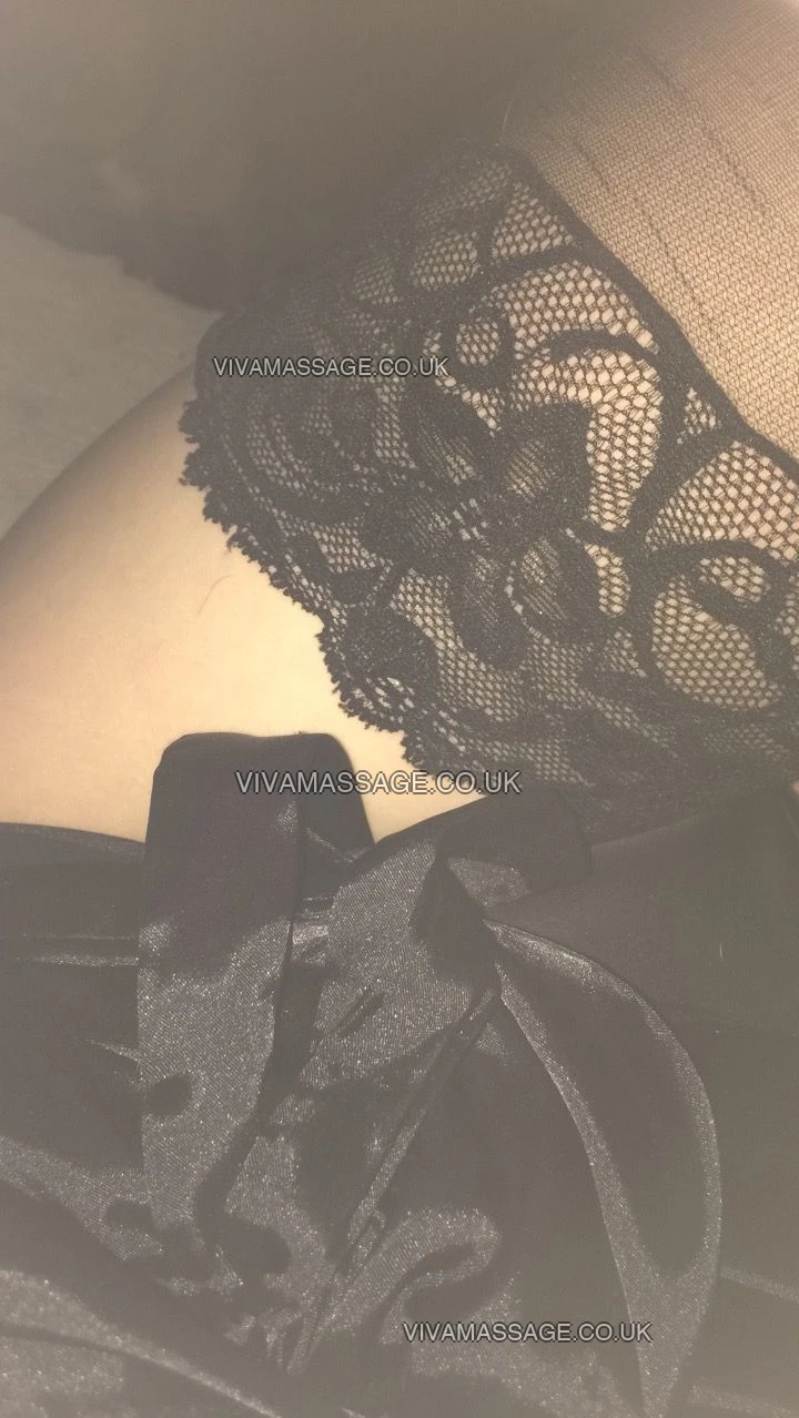 Photo 19 of Felicity_24