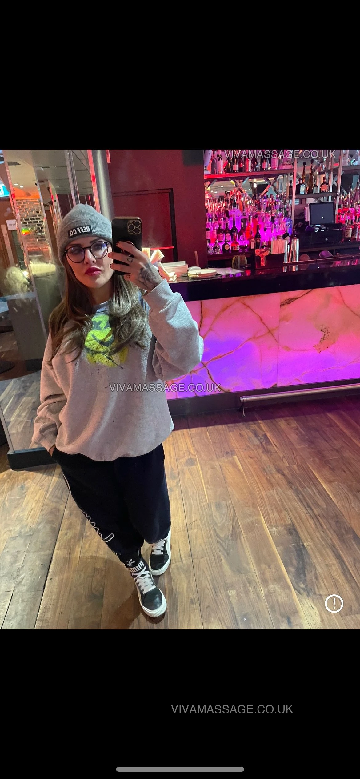 Photo 15 of BillieBlows