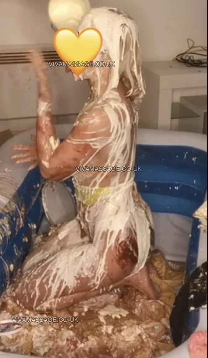 Photo 12 of Palomaxx