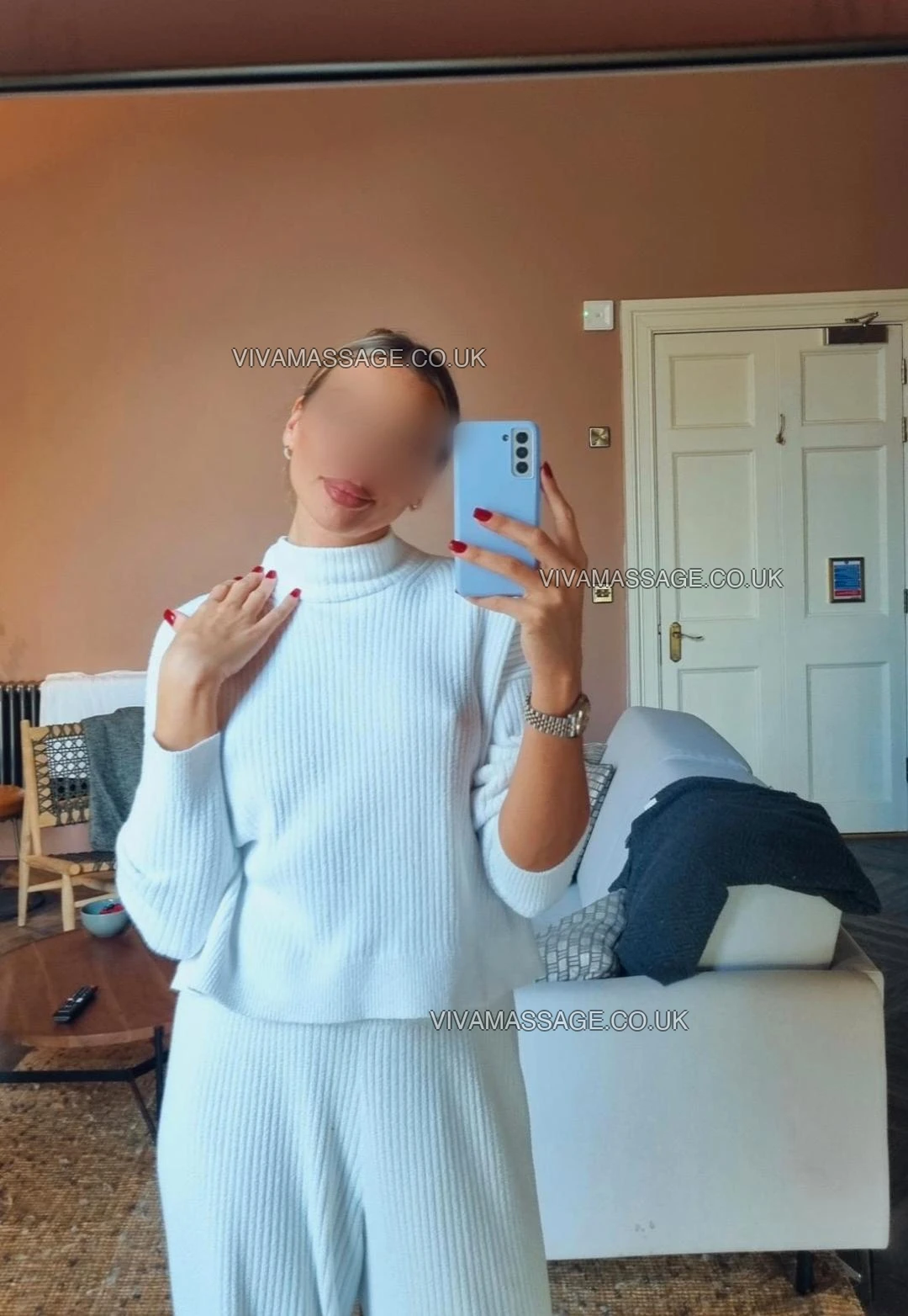 Photo 10 of Christina121