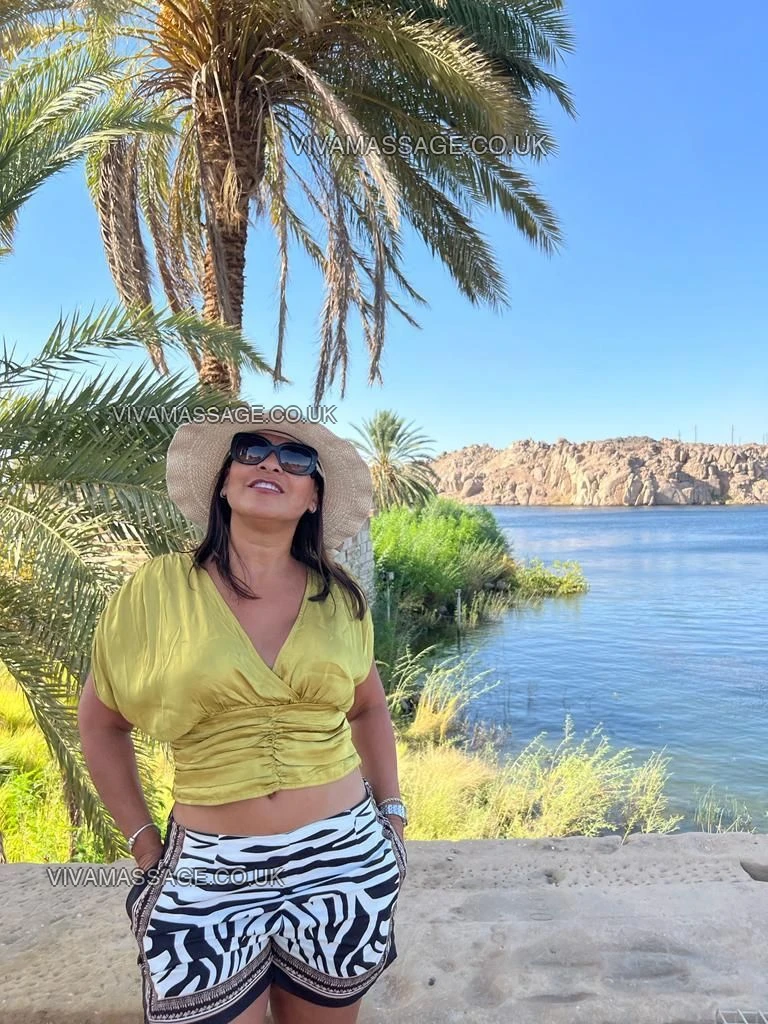 Photo 11 of Gina Mature