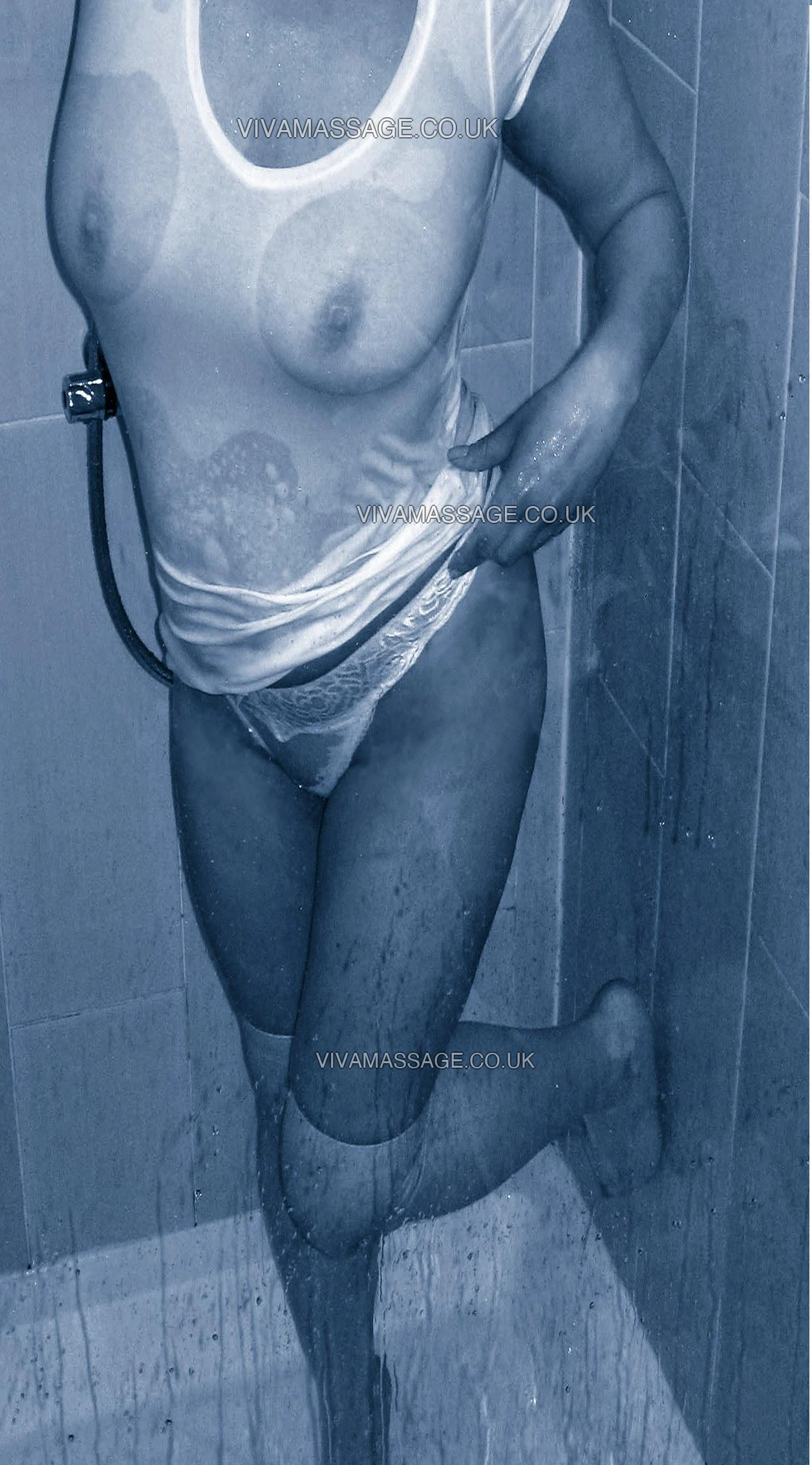 Photo 2 of Alex_Deluxe