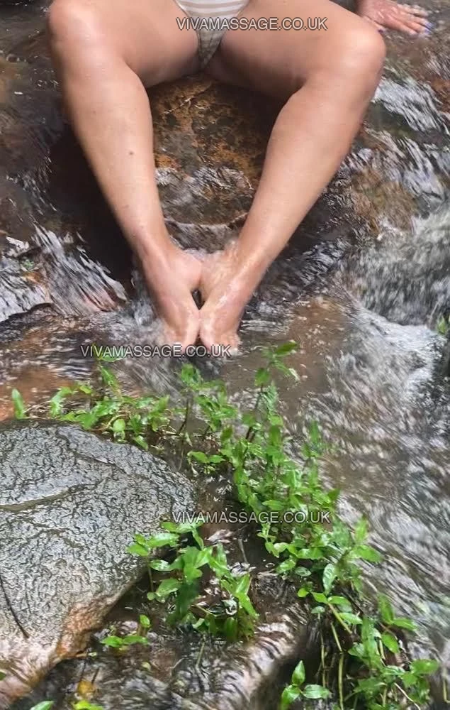 Photo 4 of Gina Mature