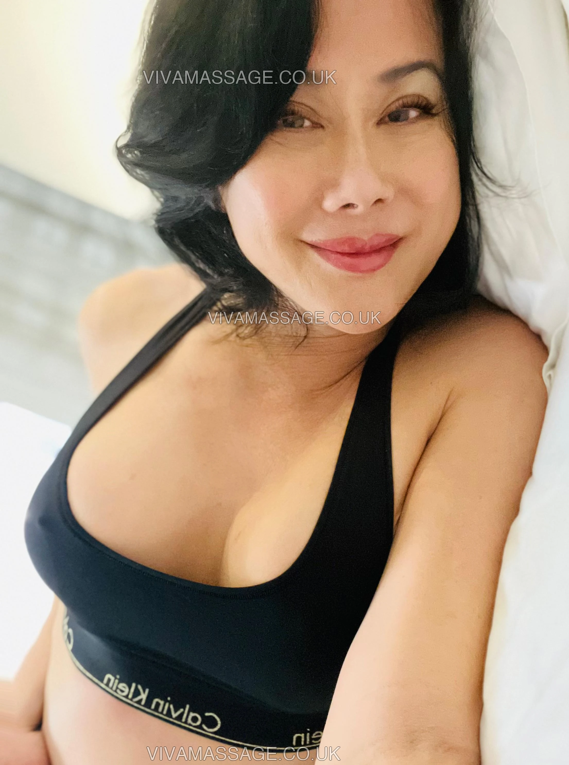 Photo 40 of LadyboyLing