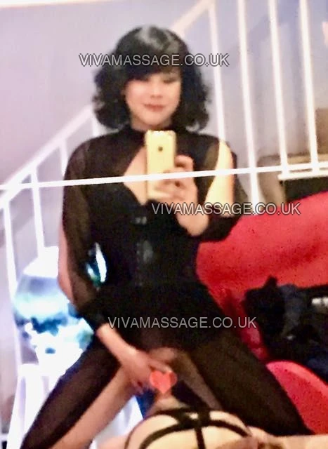 Photo 31 of LadyboyLing