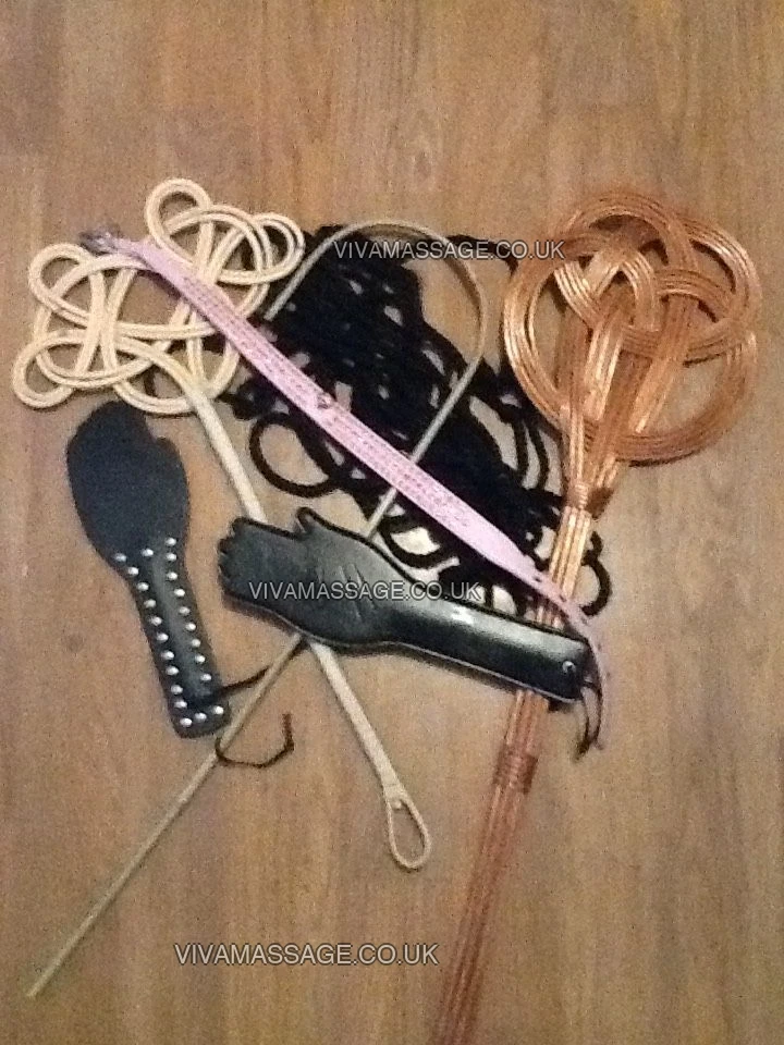 Photo 4 of MadameMeave 