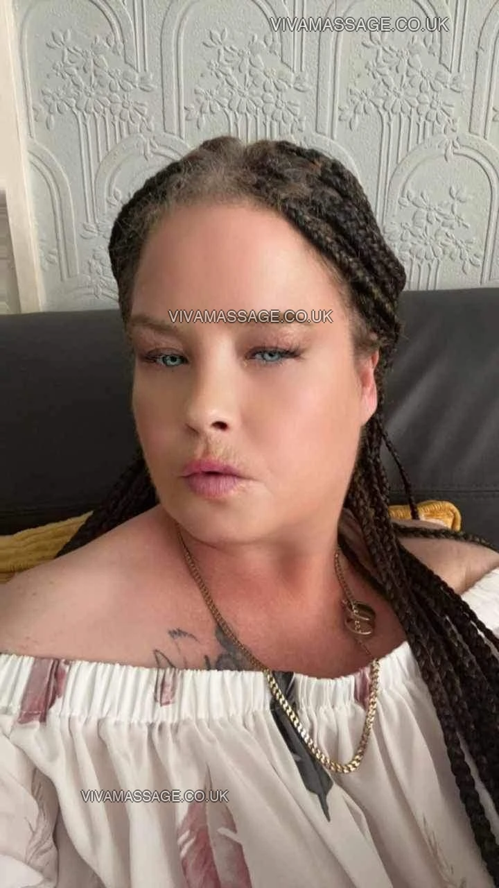 Photo 23 of Scottishlucyx