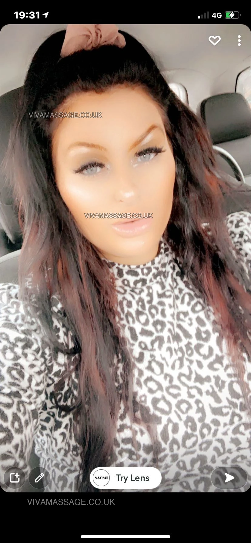 Photo 58 of THE  QUEEN