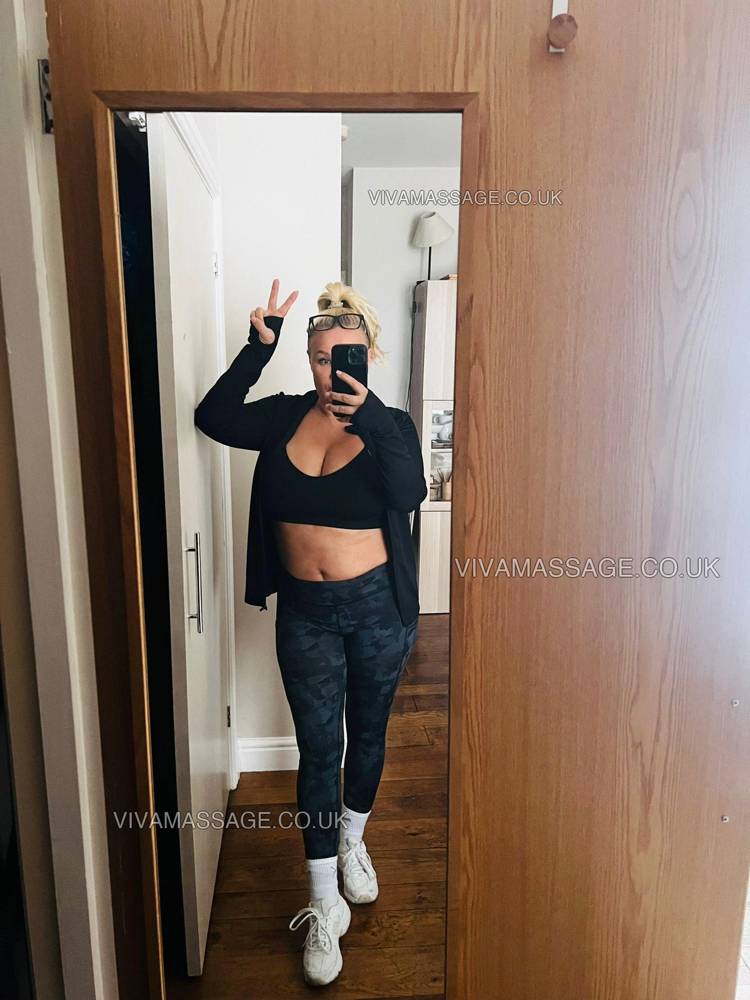 Photo 41 of POLISH PIE PANDORA 