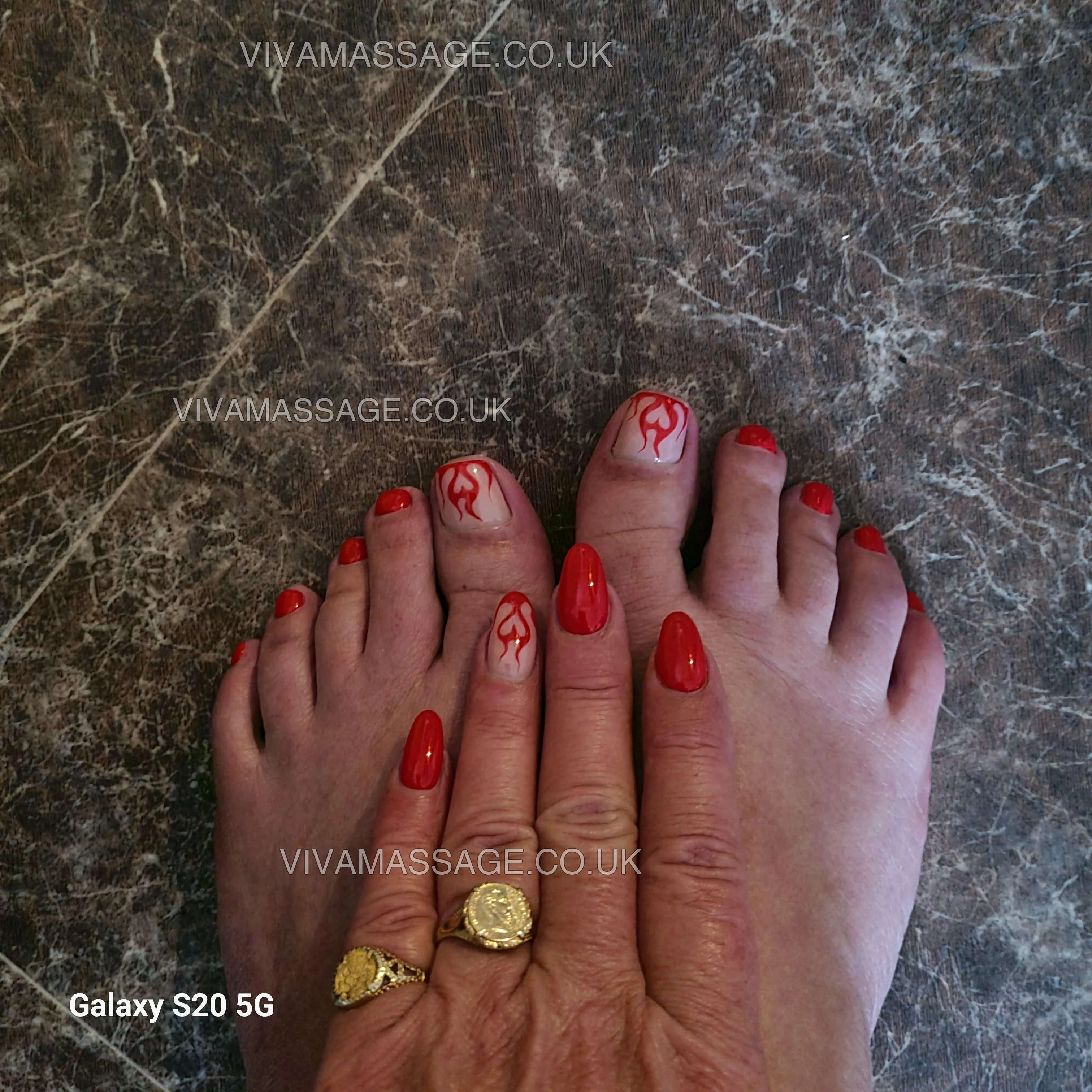 Photo 13 of HotEscortTina 