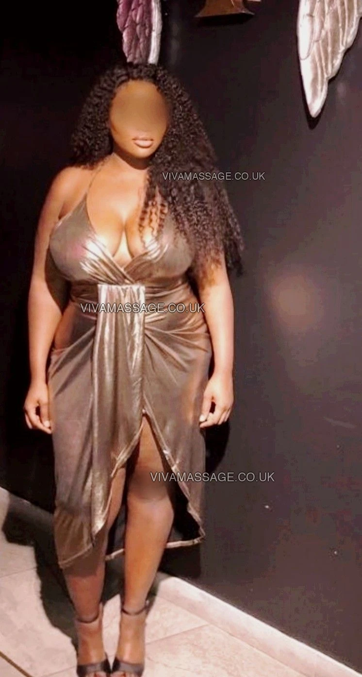 Photo 46 of ebony.naomi