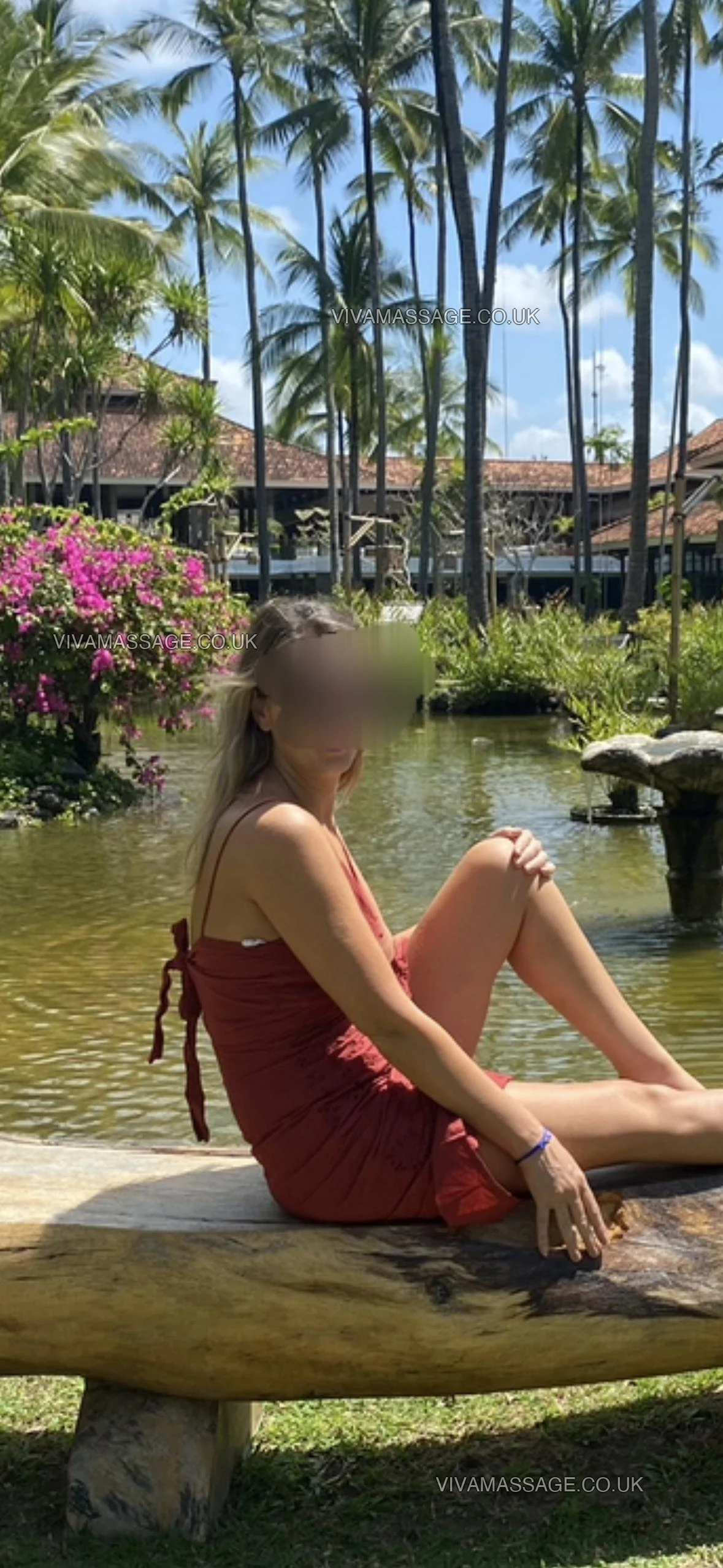 Photo 3 of Abigail Spencer