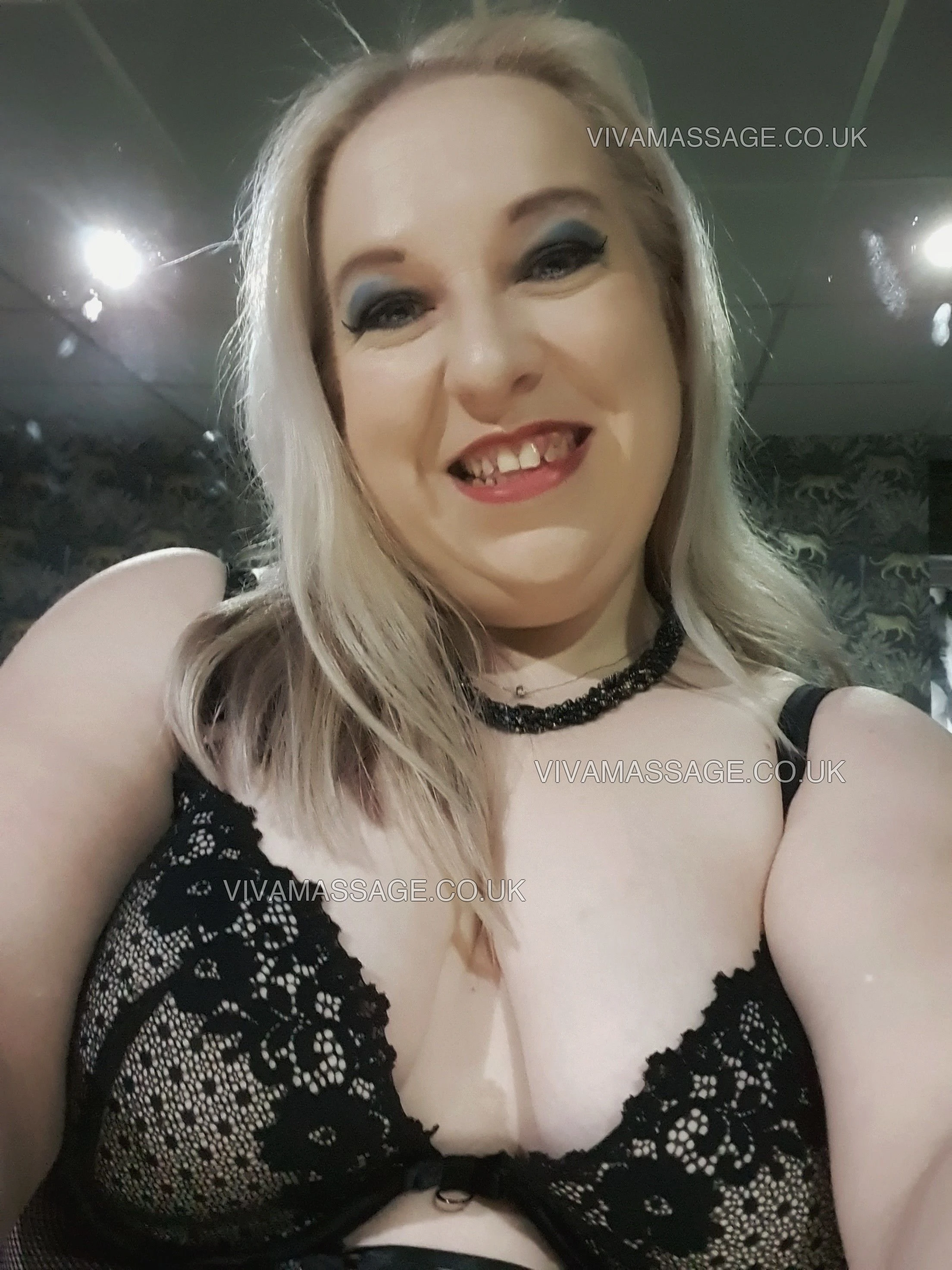 Photo 31 of SelenaSecret