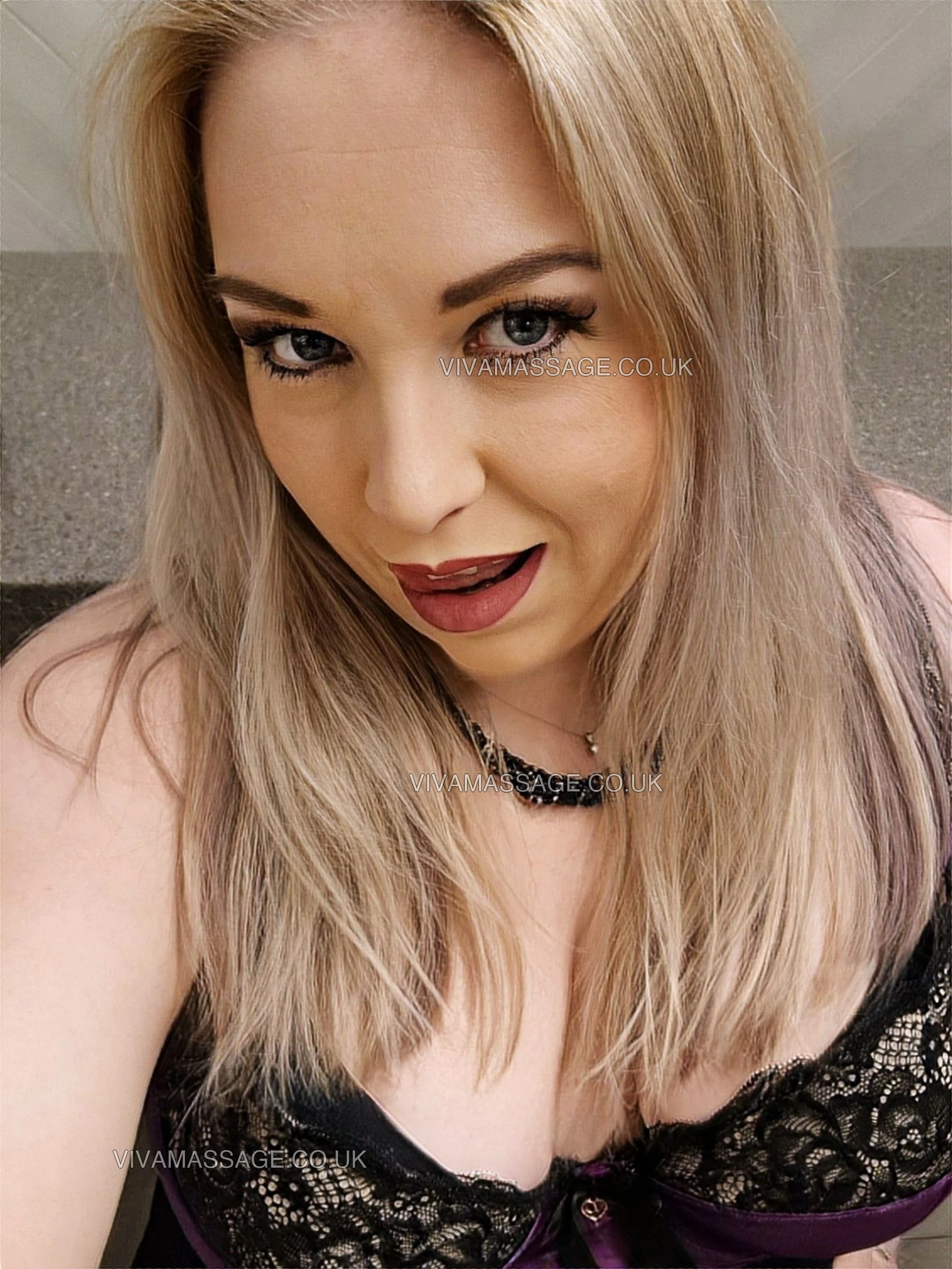 Photo 21 of SelenaSecret