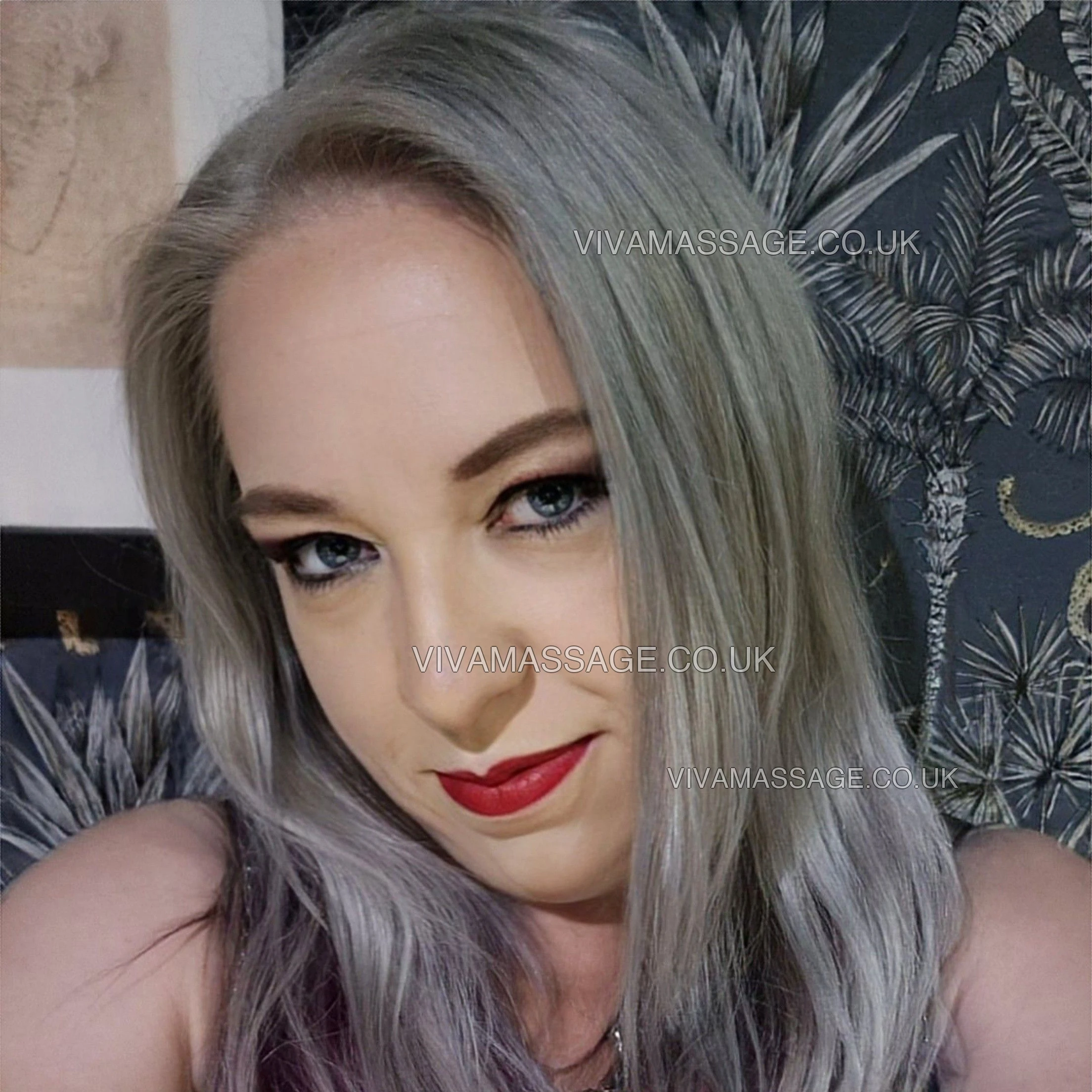 Photo 9 of SelenaSecret