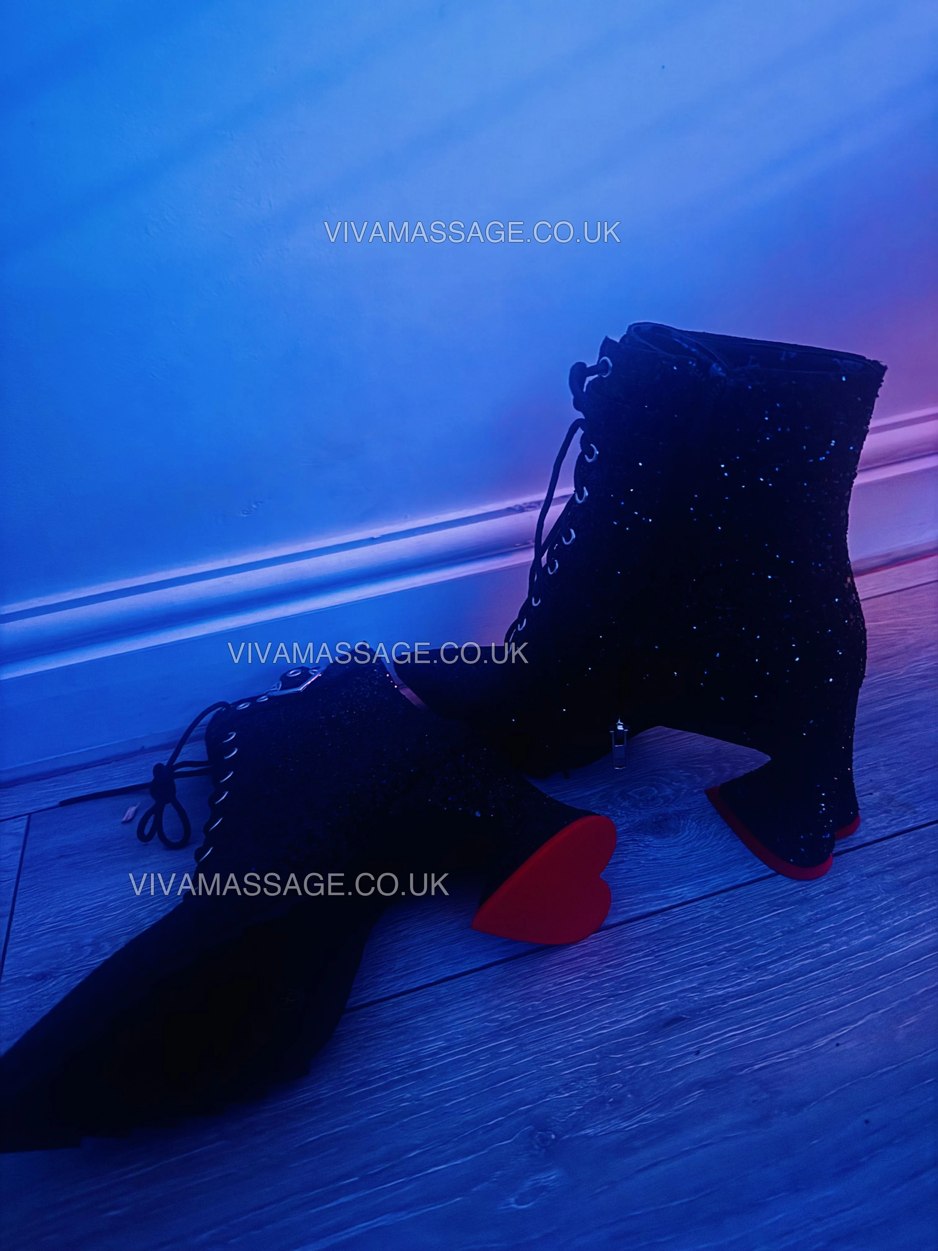 Photo 14 of playmate laura