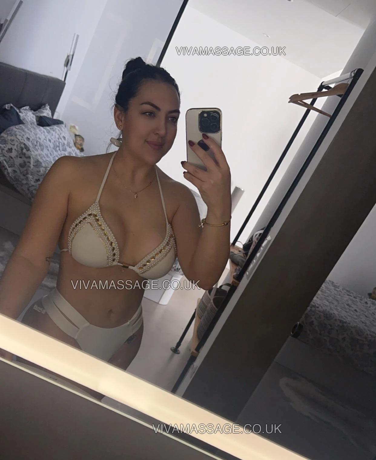 Photo 1 of Lara-Spanish