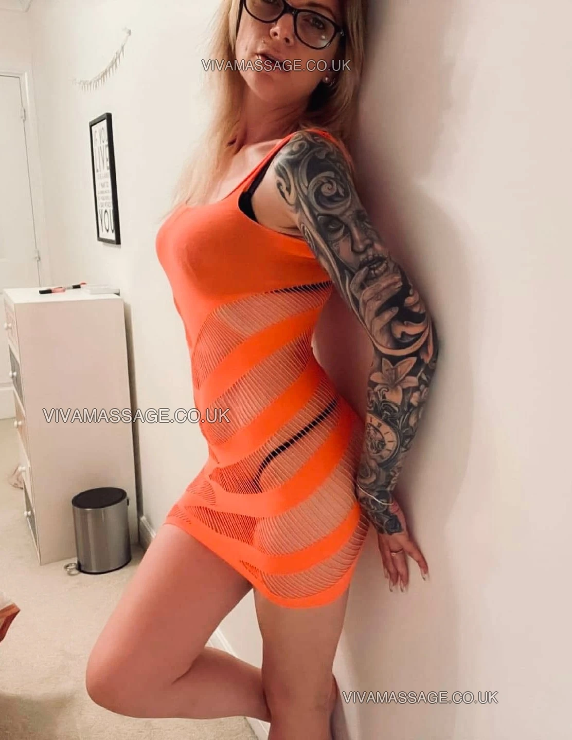 Photo 10 of EnglishJessieRae