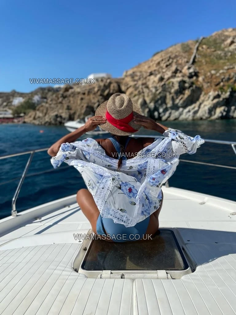 Photo 37 of Mature Shanti