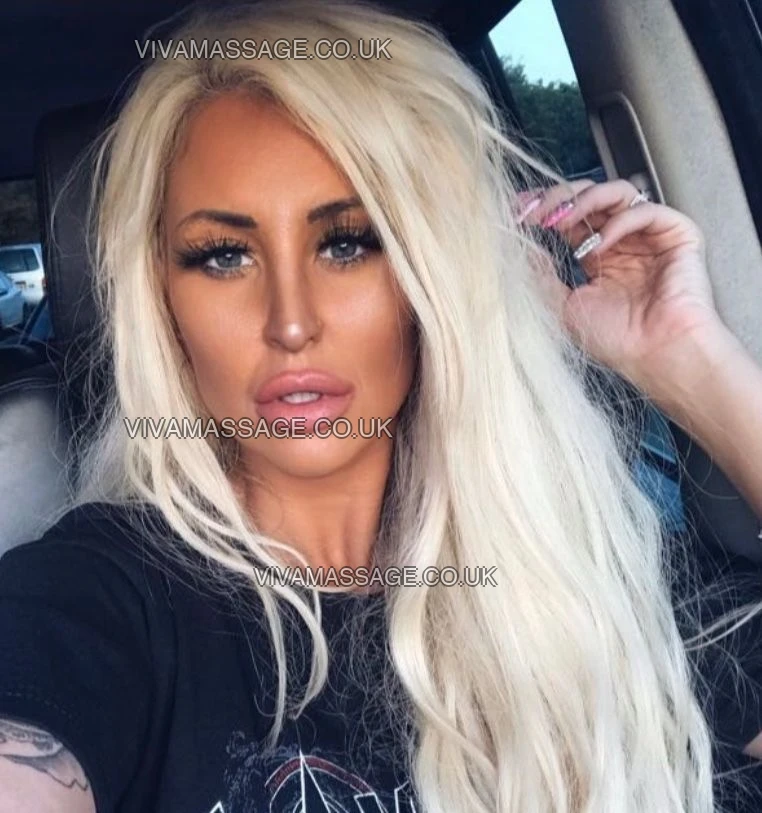 Photo 1 of BrooklynBluexxx