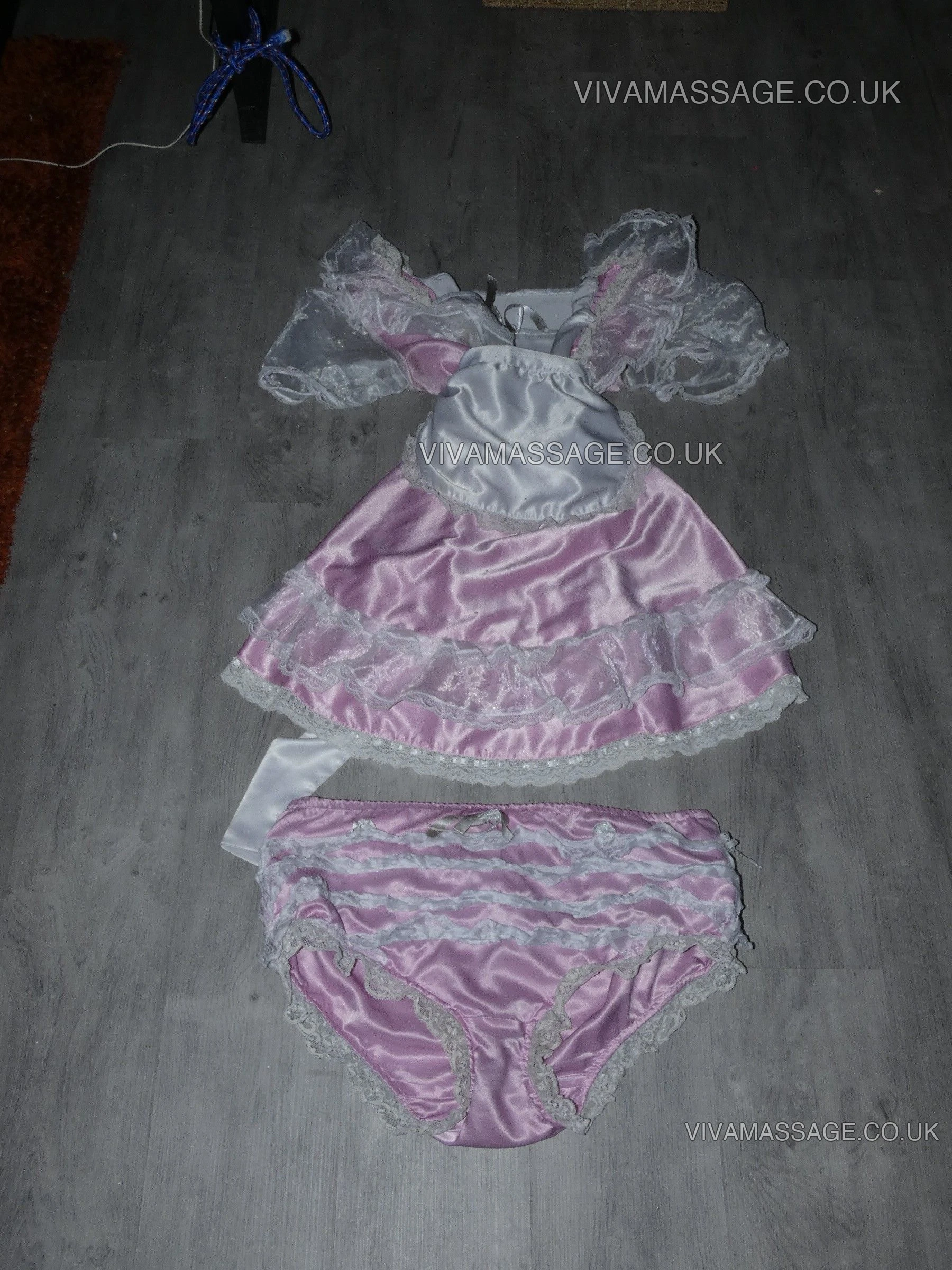 Photo 11 of ms ruby-red