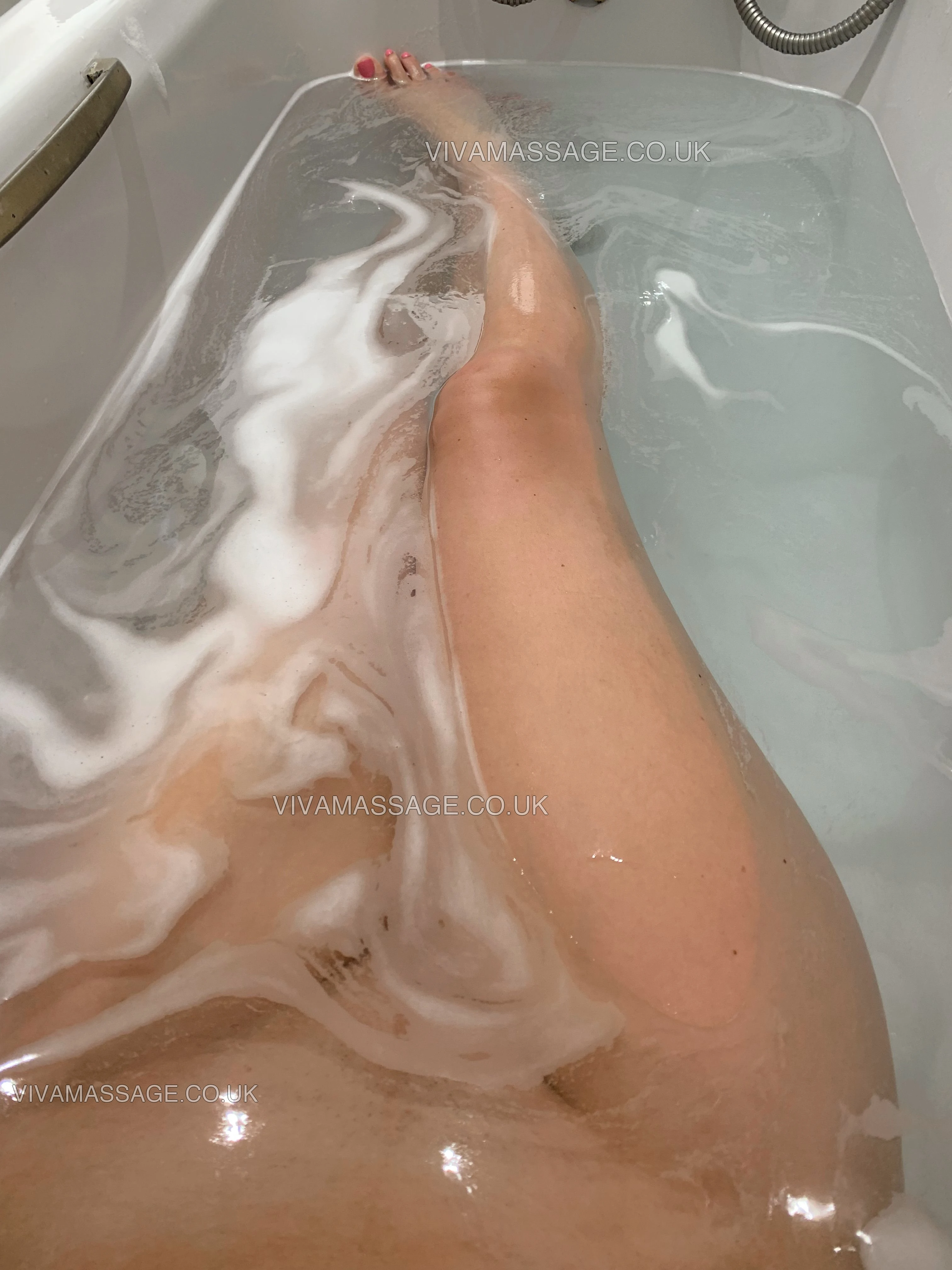 Photo 11 of English_Charlotte94