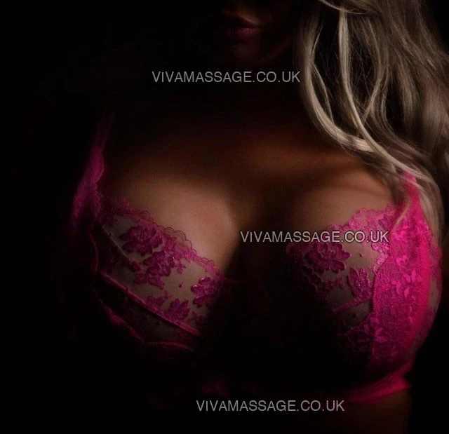 Photo 6 of Sophia _ 121