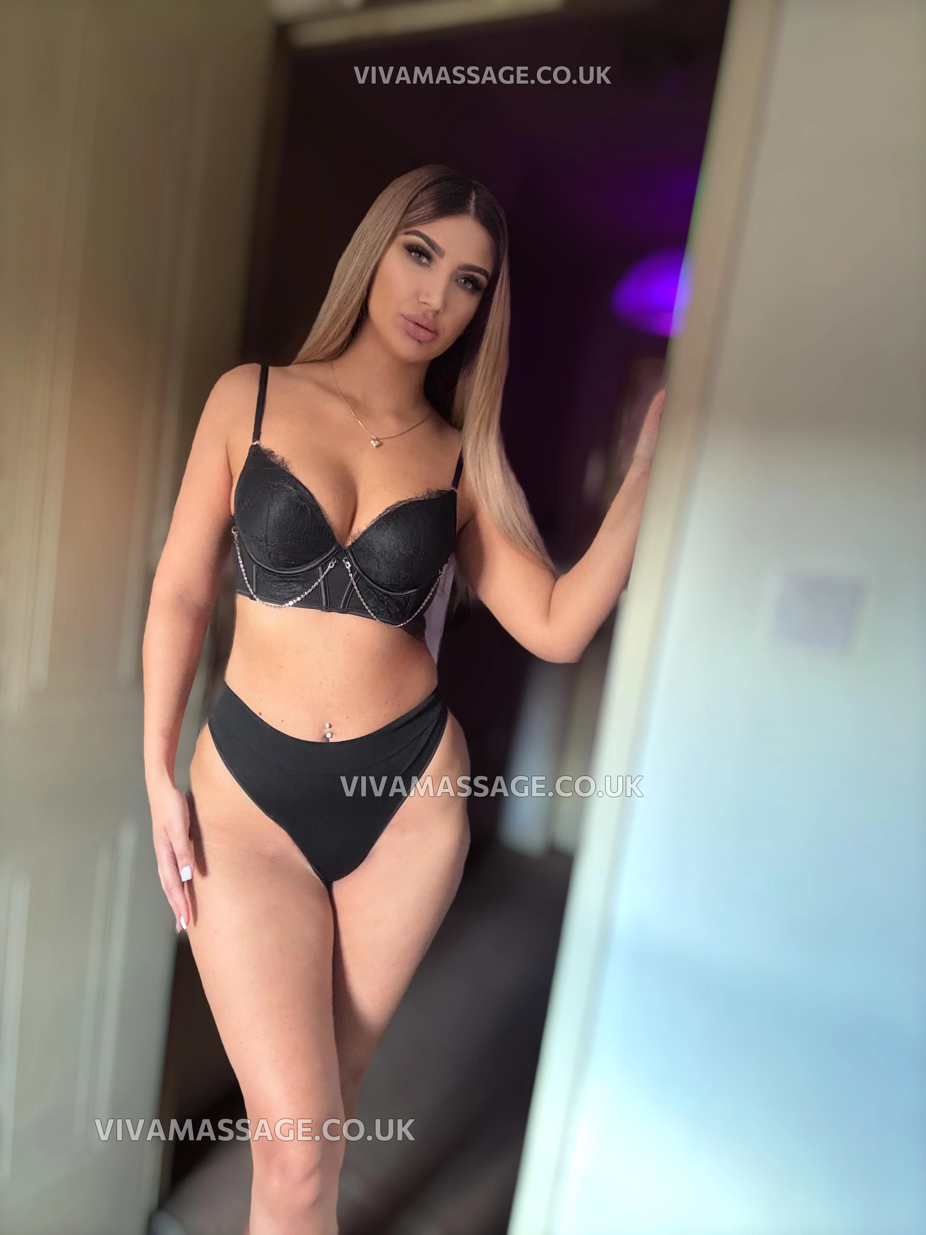 Photo 137 of BonnieS