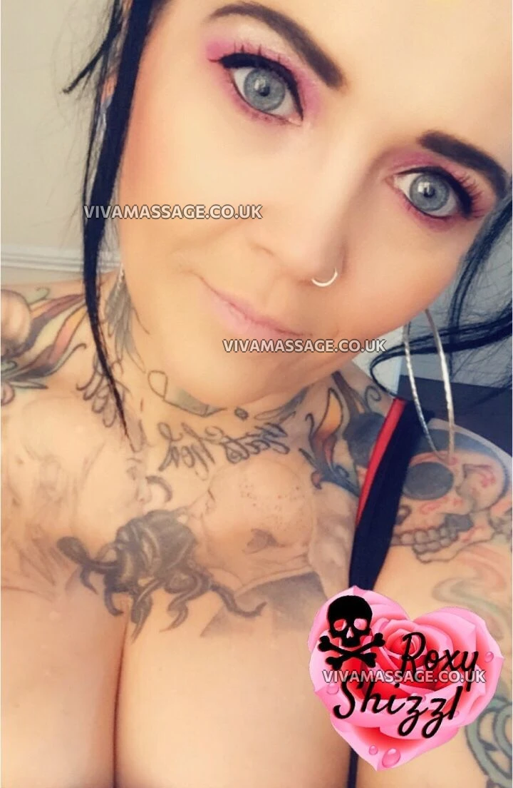 Photo 54 of Userfriendly Frenchy