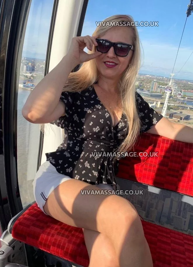 Photo 4 of Hot Latina Hannah