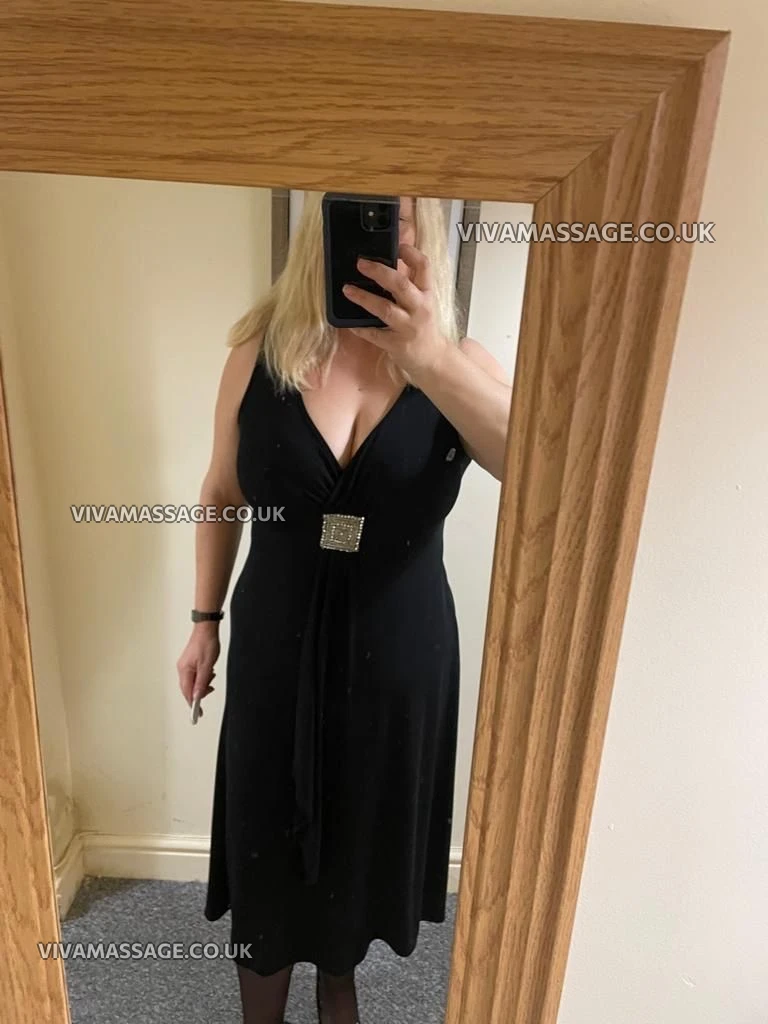 Photo 8 of Housewifegonebad