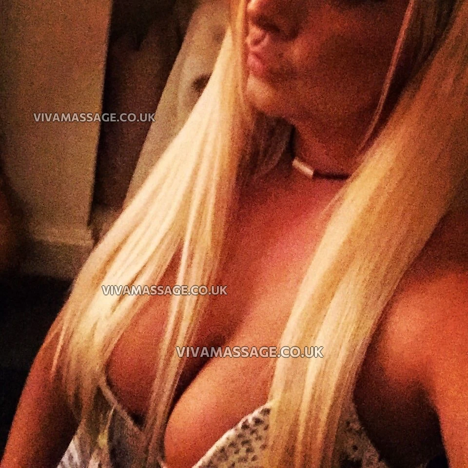 Photo 12 of Fifey Dana