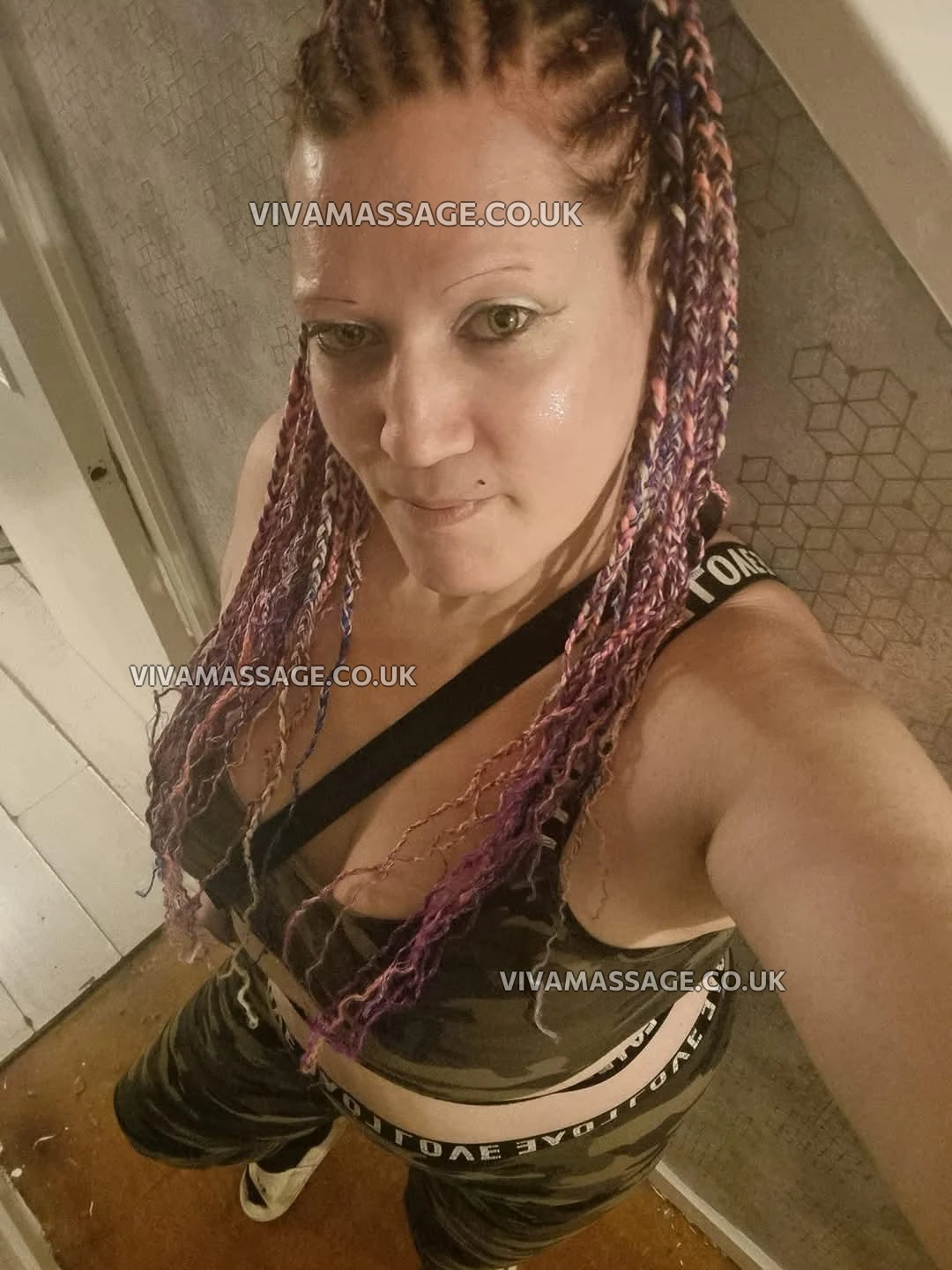 Photo 1 of xxCurvychloexx