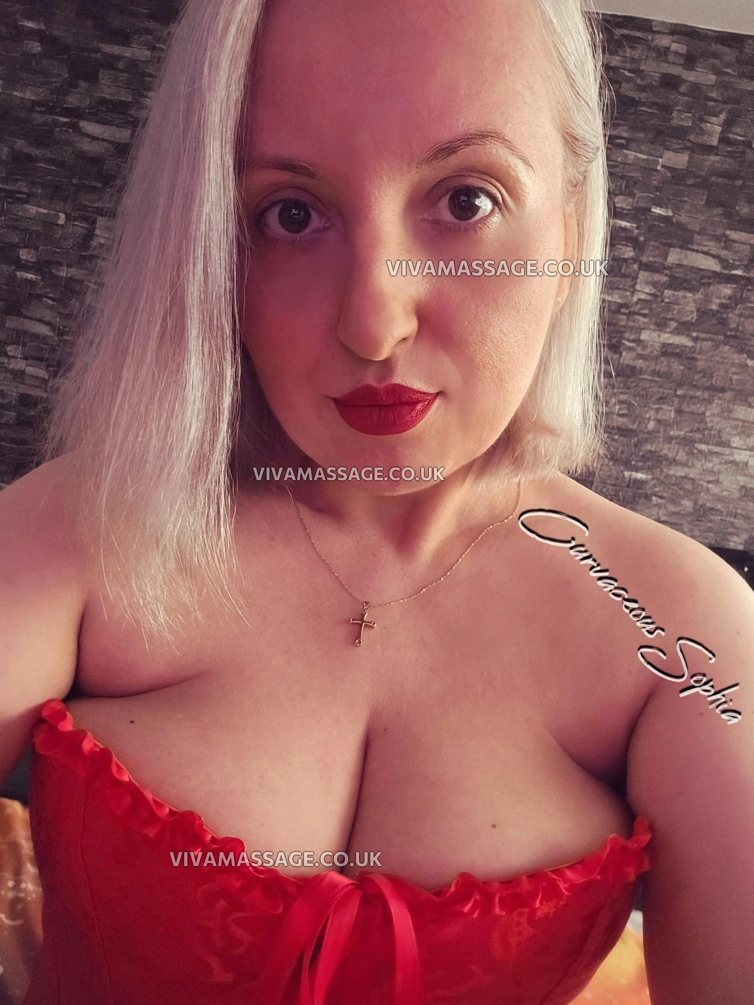 Photo 21 of CurvaceousSophia