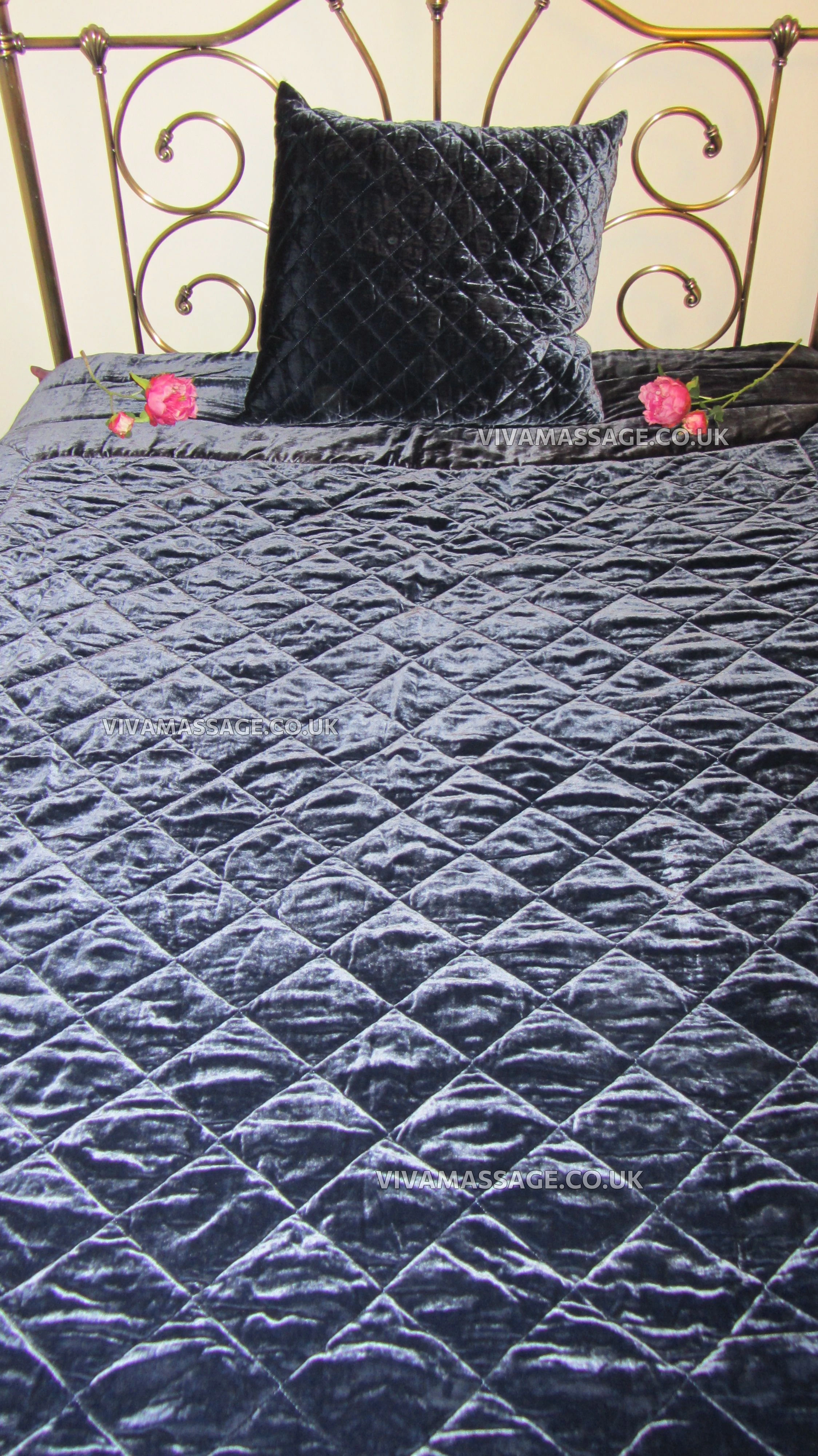 Photo 1 of MatureBarnet