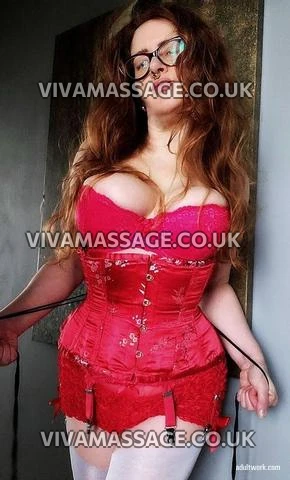 Photo 1 of Amy Vergnés x