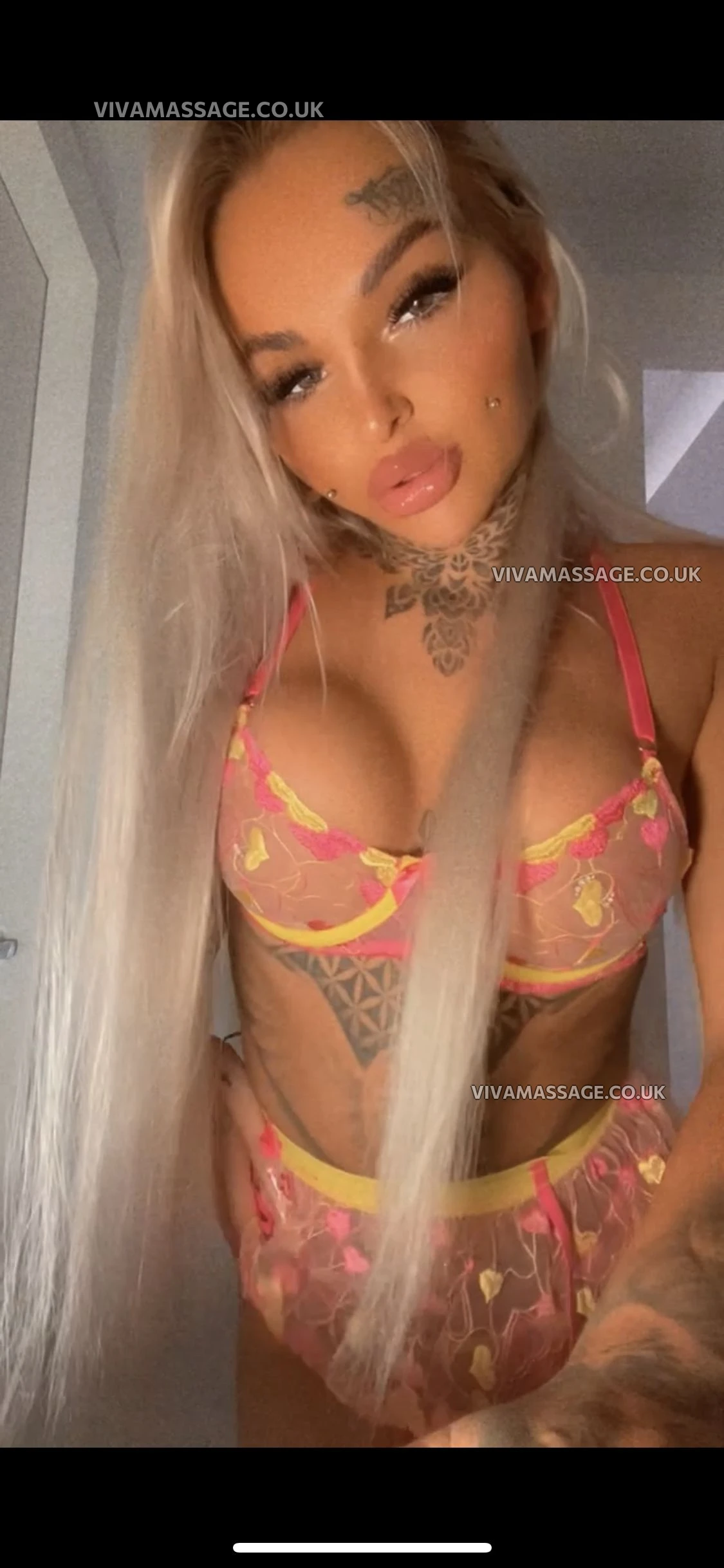 Photo 2 of VioletStormm