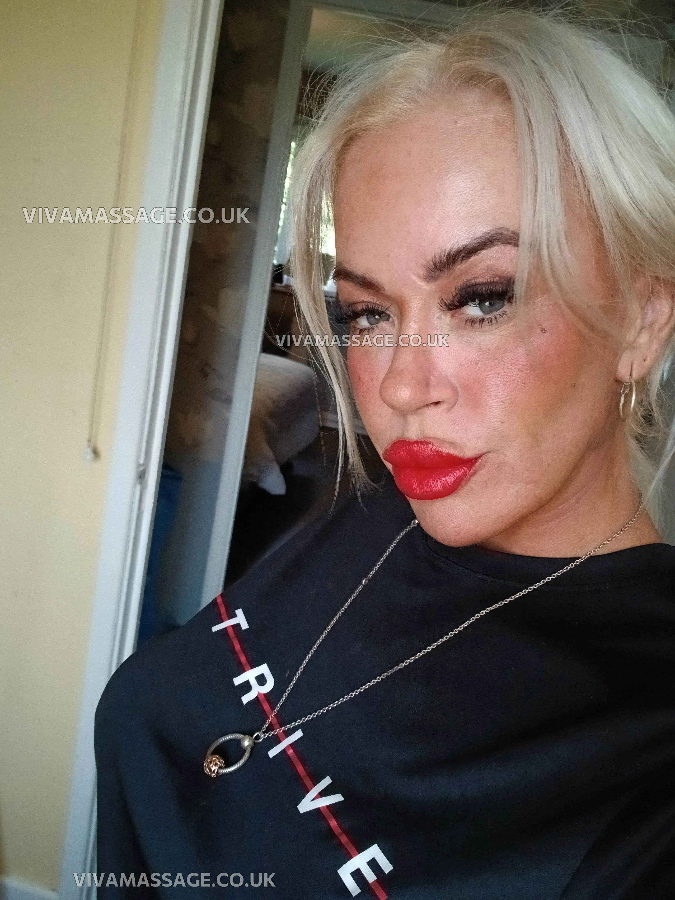 Photo 4 of kitty35babes