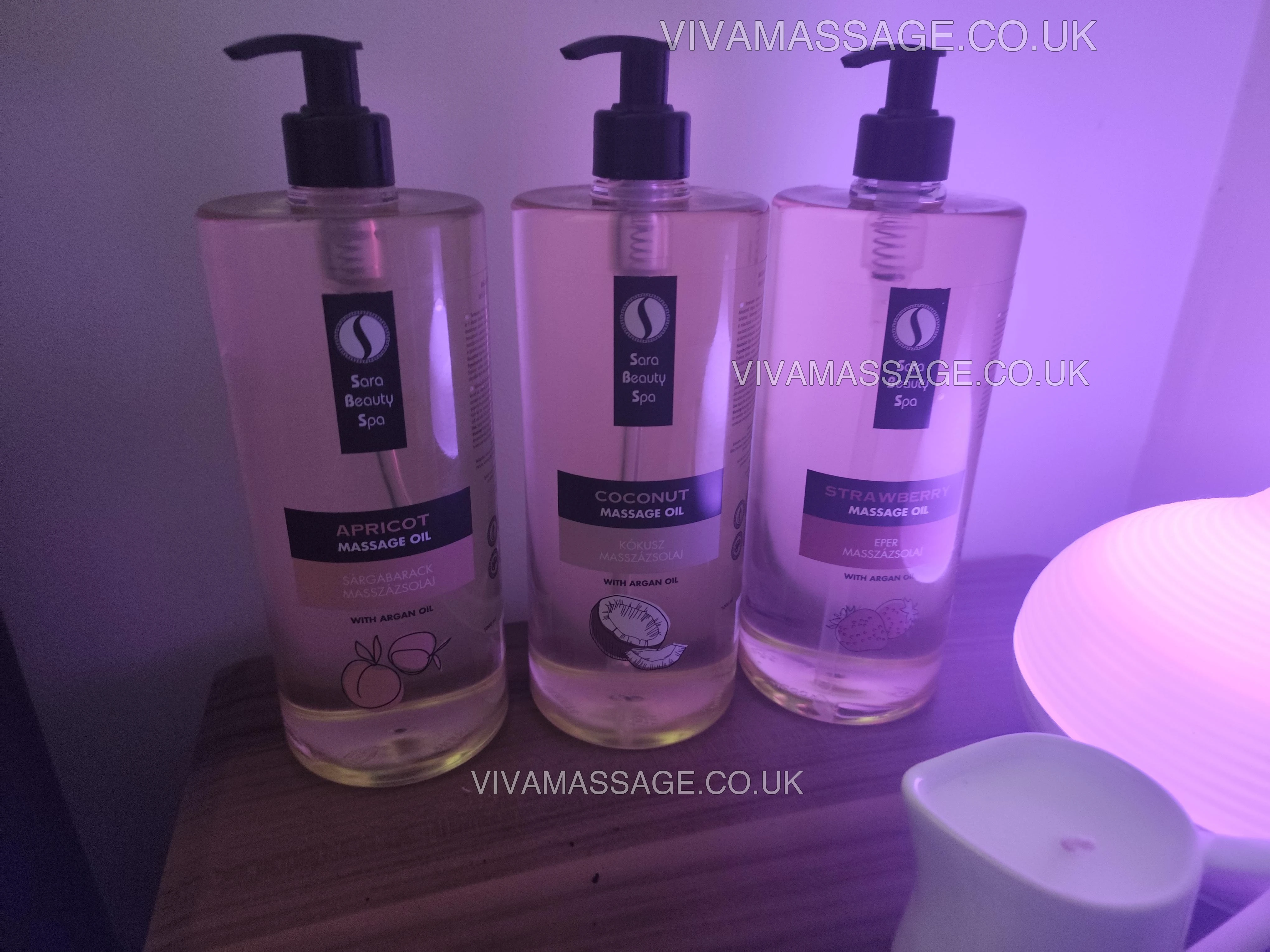 Photo 1 of HOT DOLLY B2