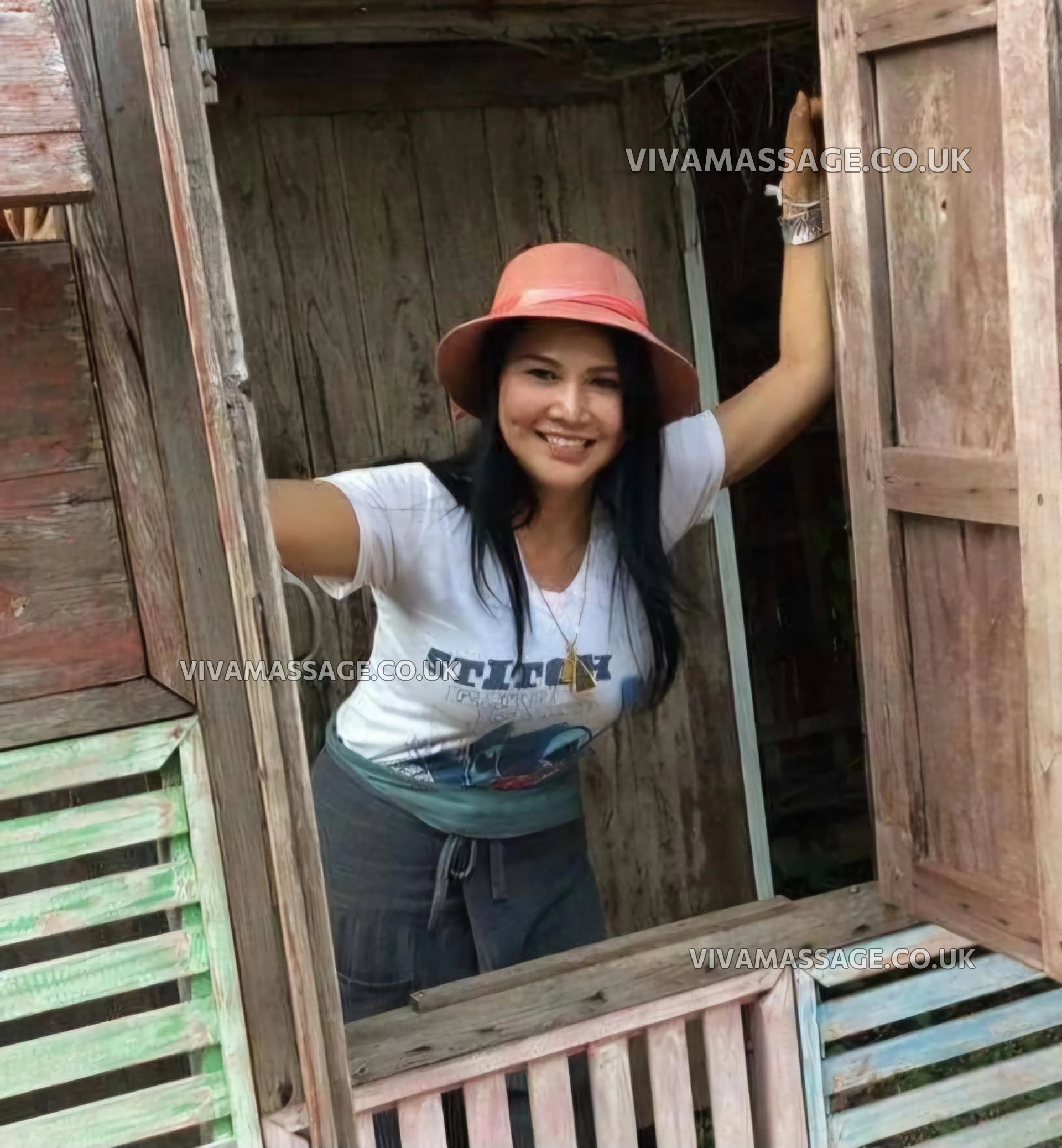 Photo 2 of Thai Sexy Emma