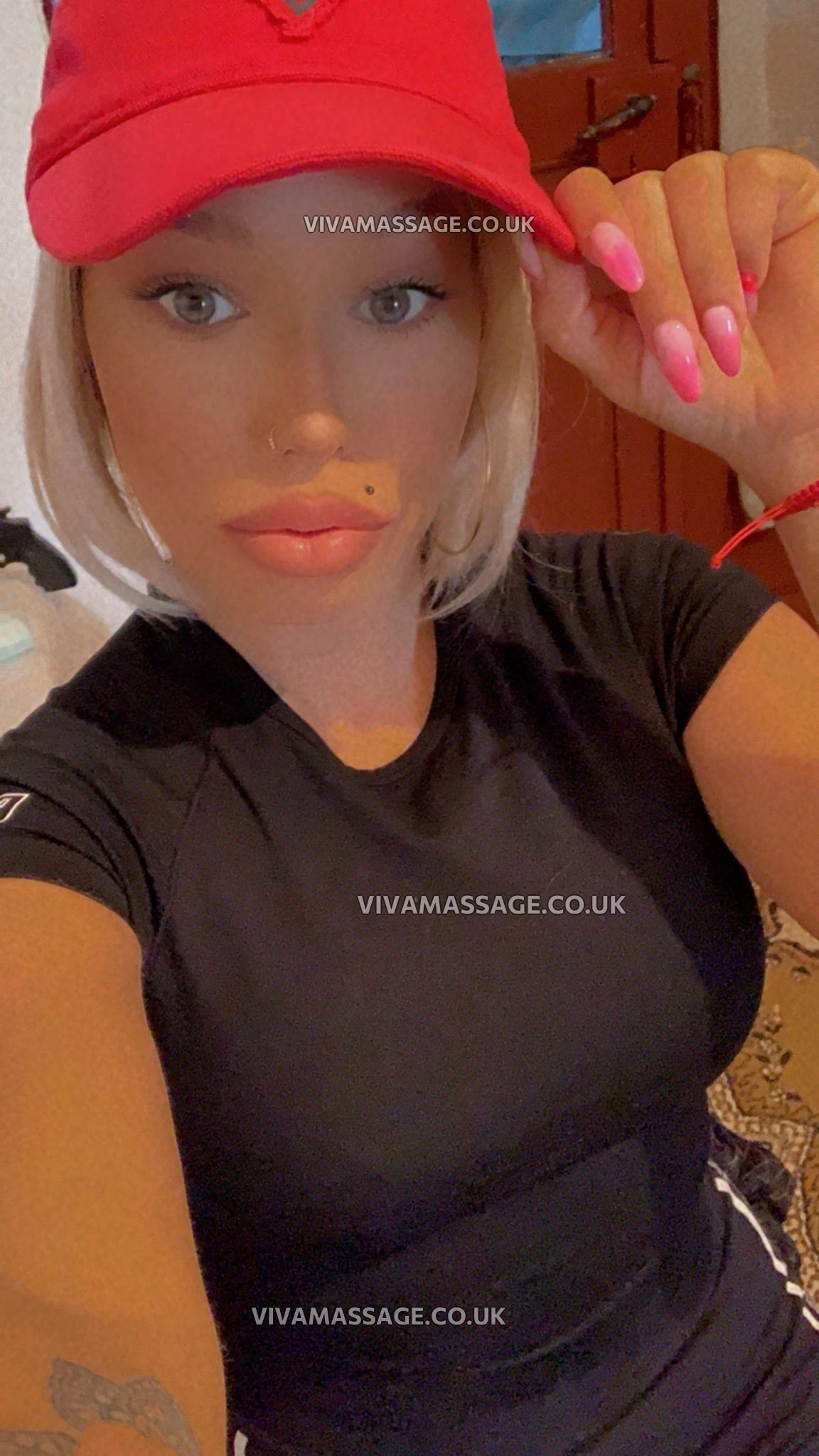 Photo 14 of kinky_elliex