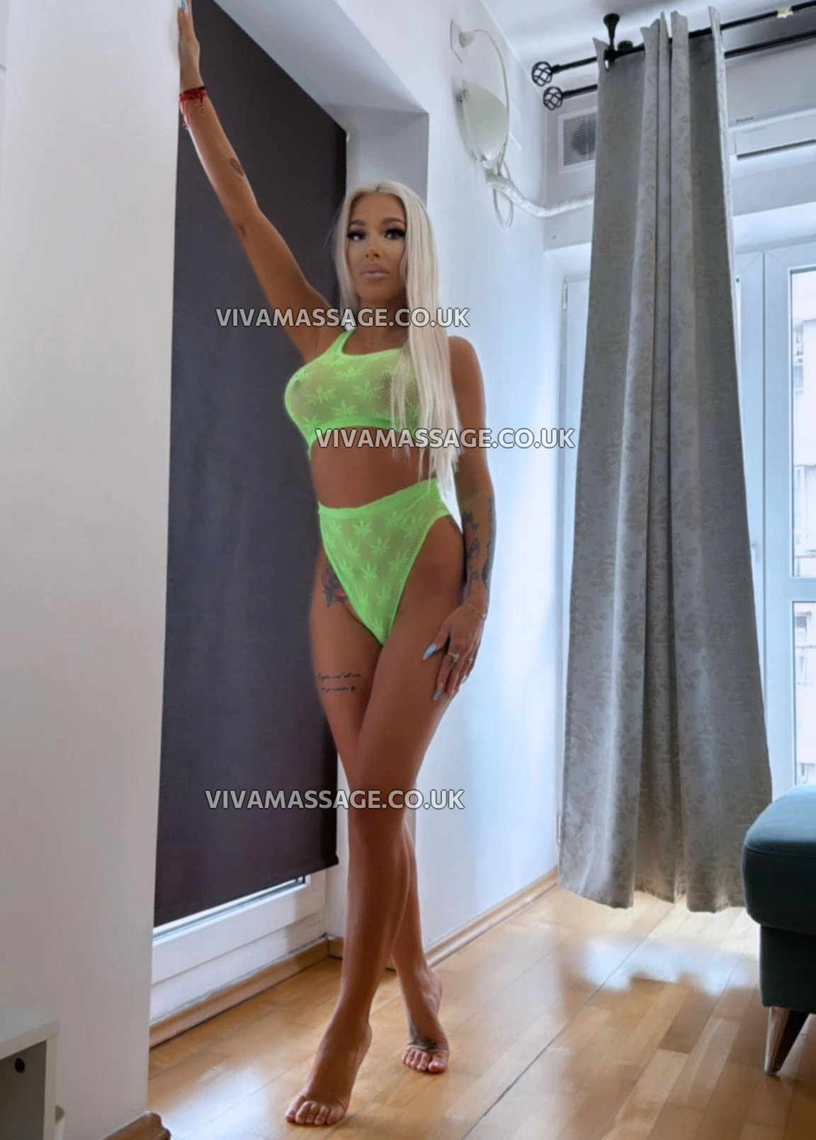 Photo 22 of kinky_elliex