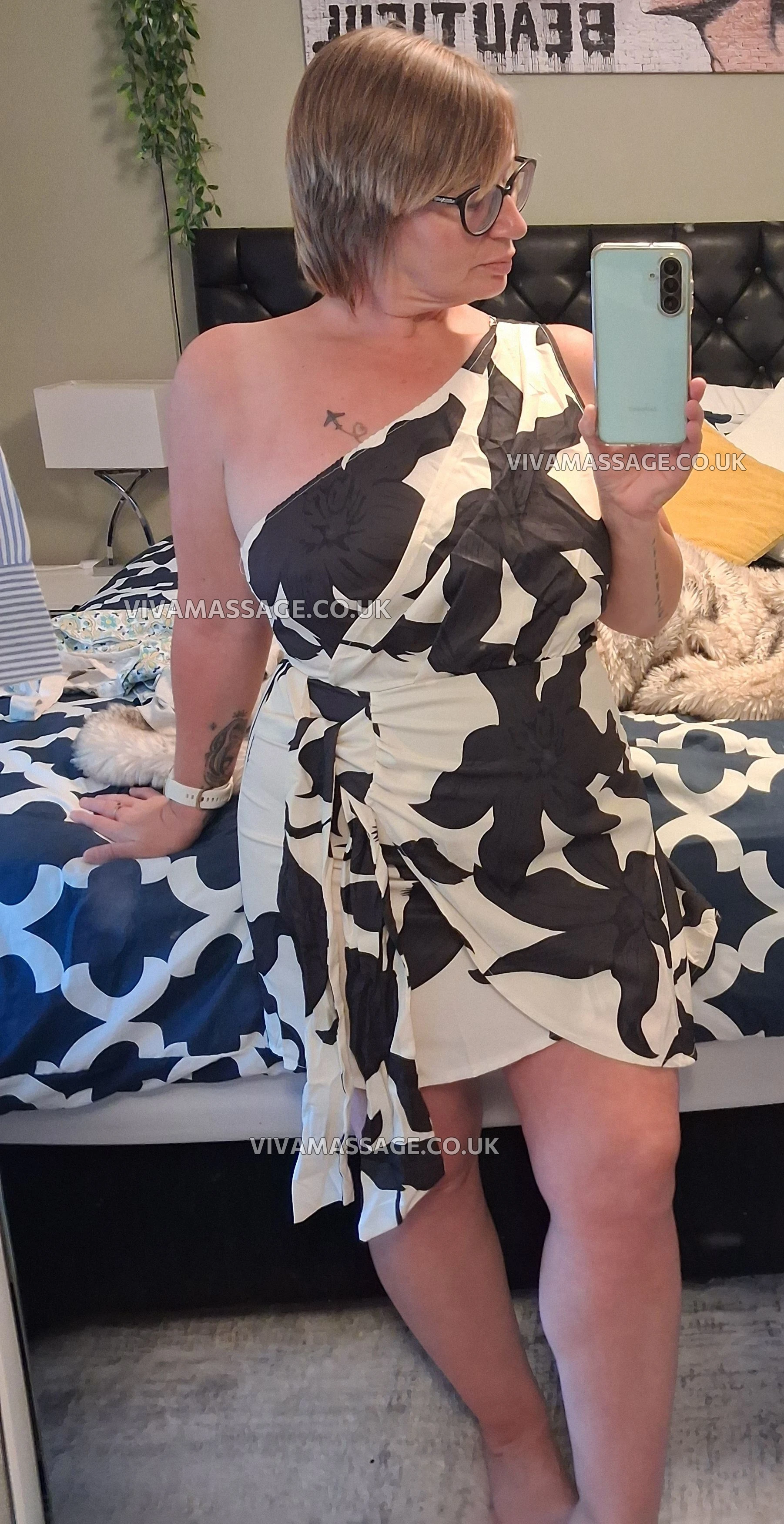 Photo 42 of Lancs_Louise