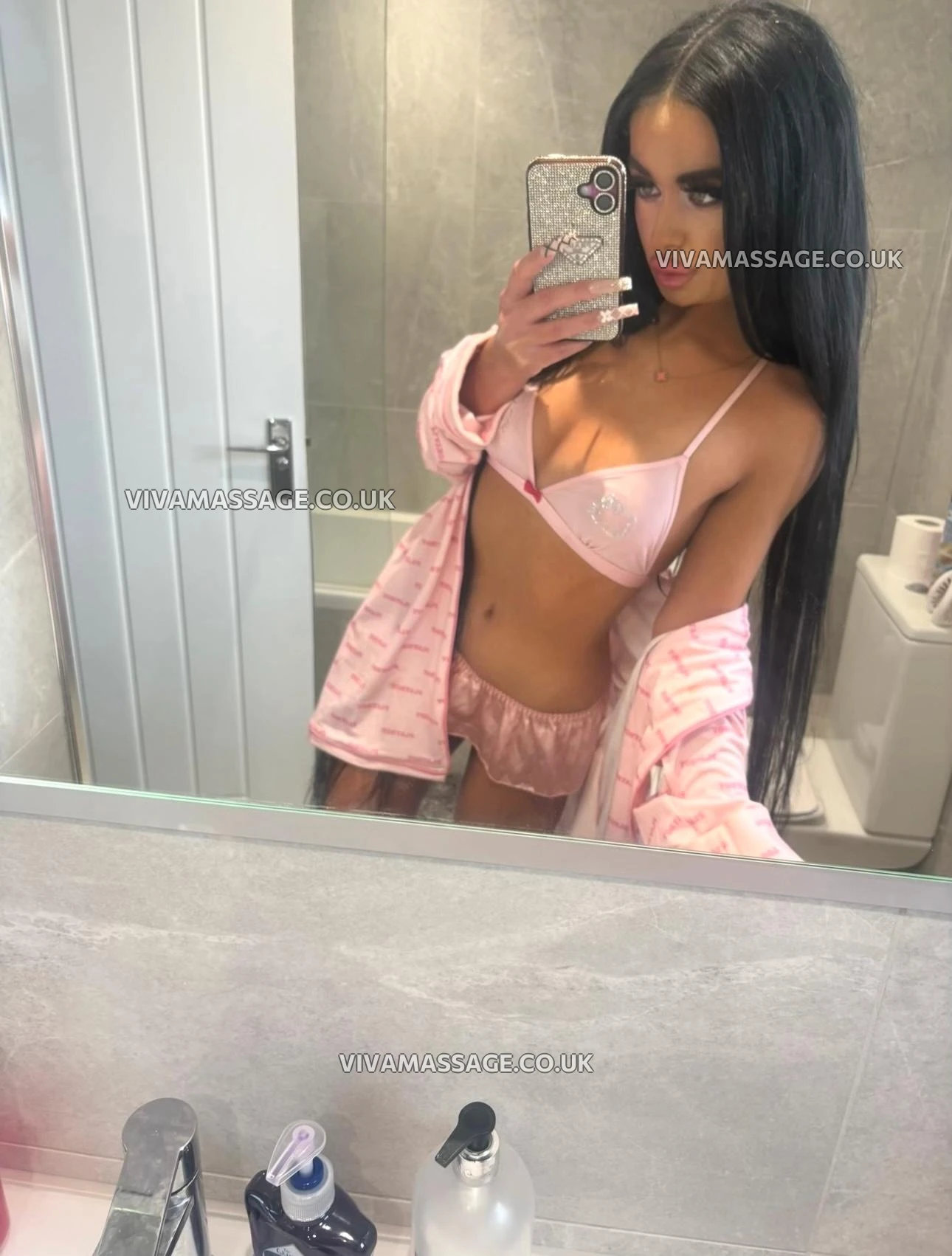 Photo 22 of EnglishBarbieVioletX