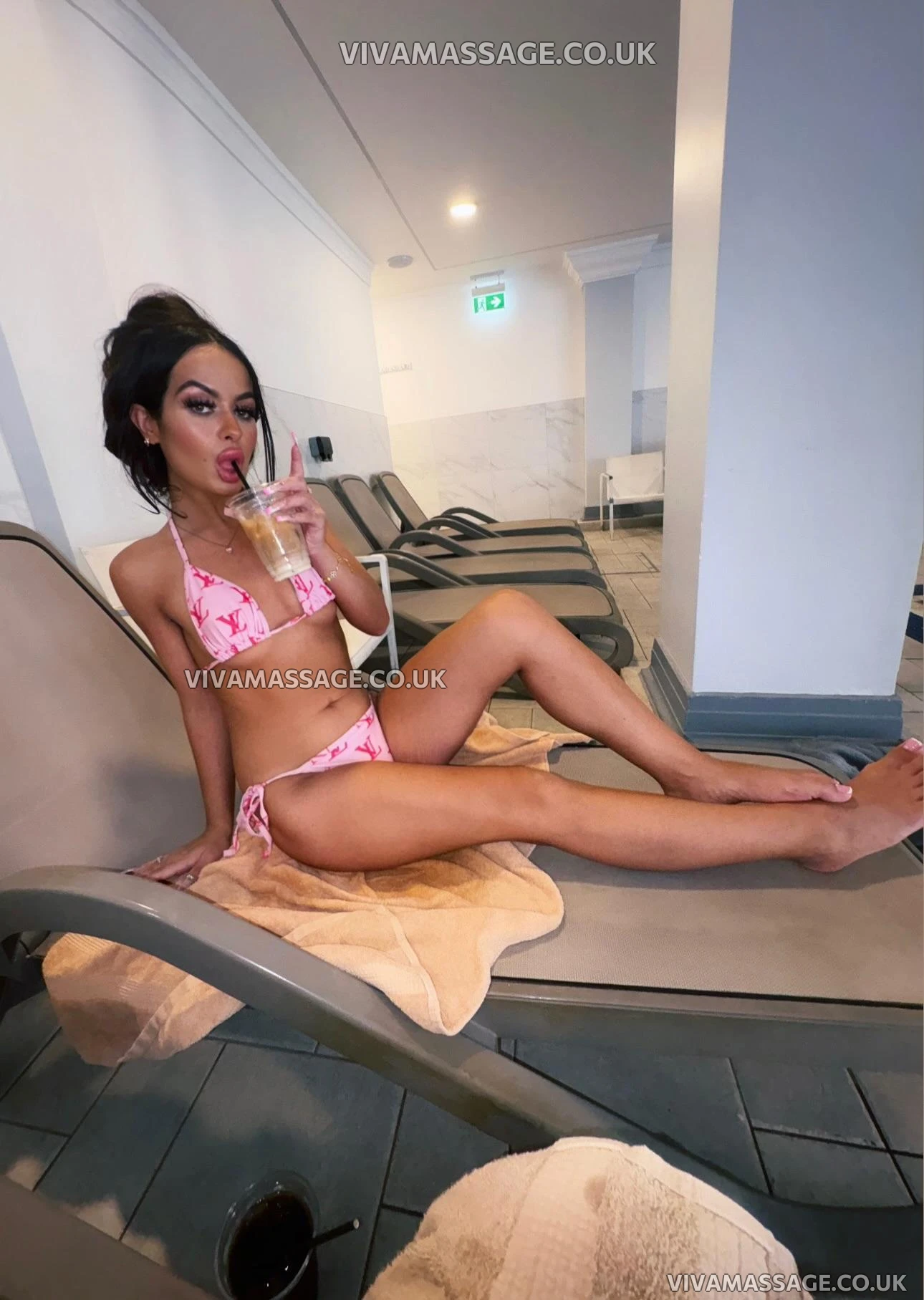 Photo 59 of EnglishBarbieVioletX