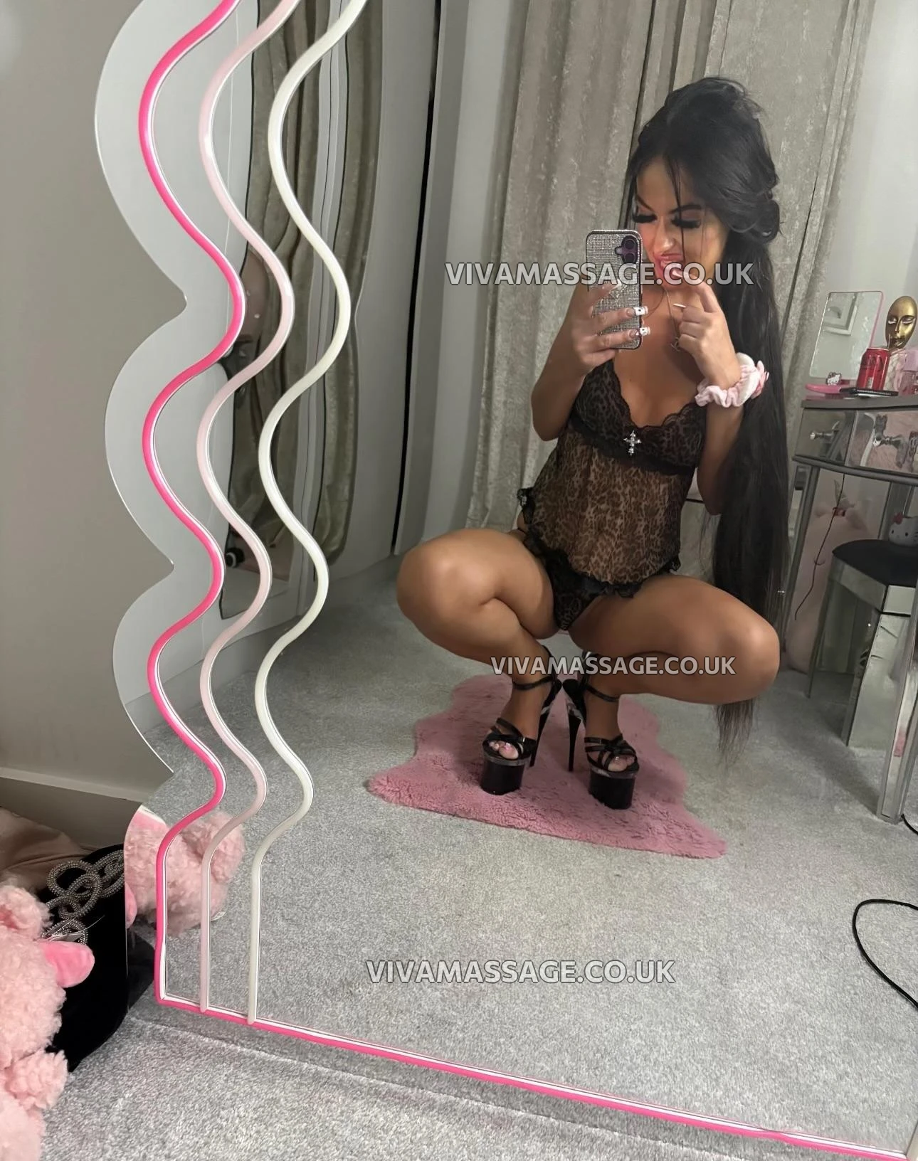 Photo 67 of EnglishBarbieVioletX