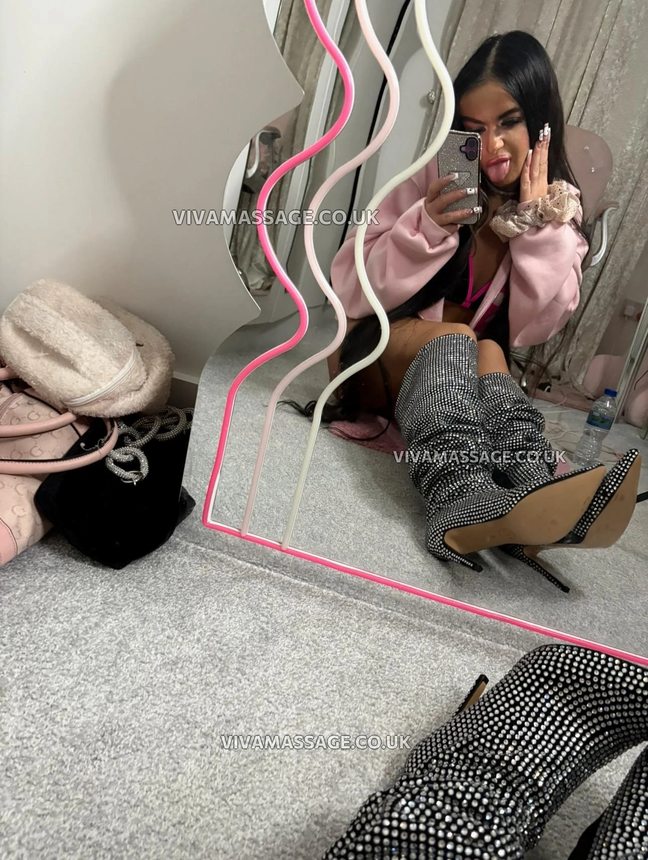 Photo 71 of EnglishBarbieVioletX