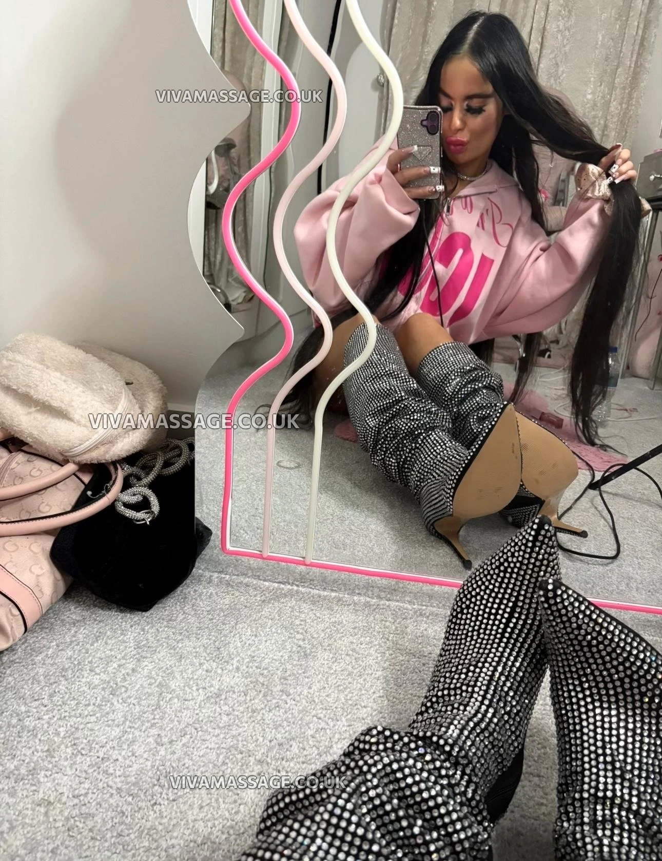 Photo 74 of EnglishBarbieVioletX